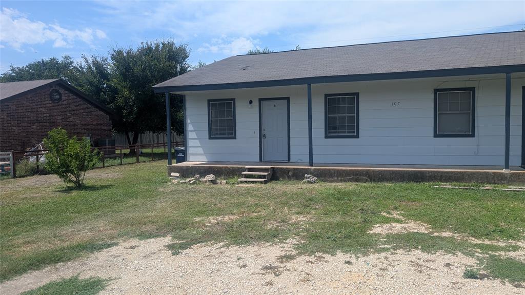 107 Beck St # B, Florence, TX 76527
