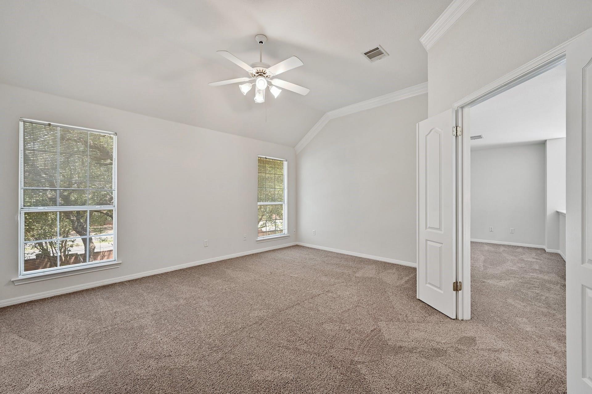 8111 Cheno Cortina Trl, Austin, TX 78749