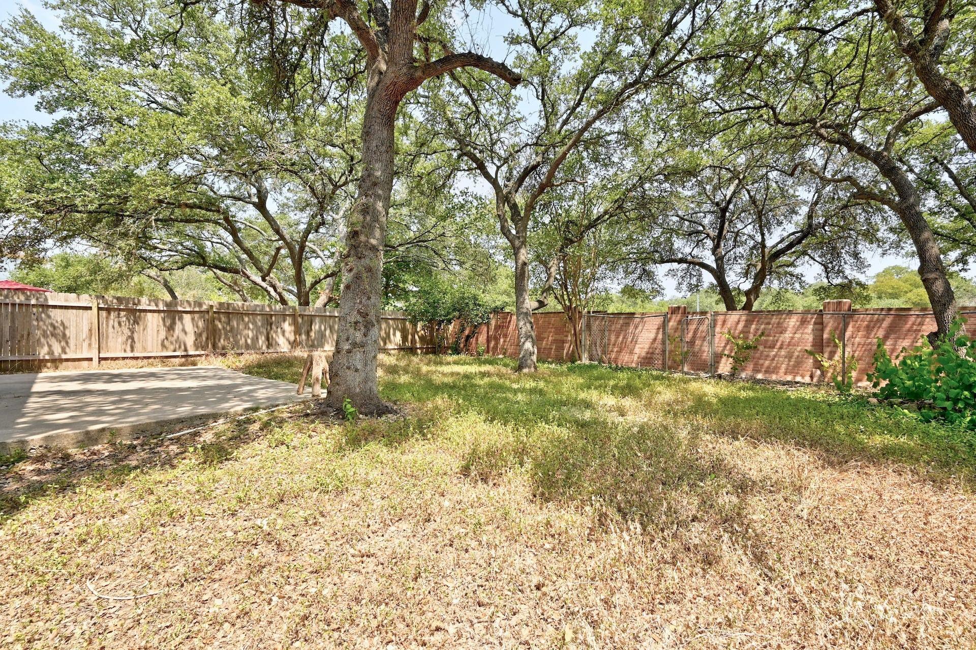 8111 Cheno Cortina Trl, Austin, TX 78749