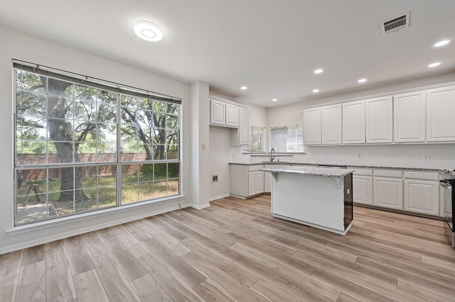 8111 Cheno Cortina Trl, Austin, TX 78749