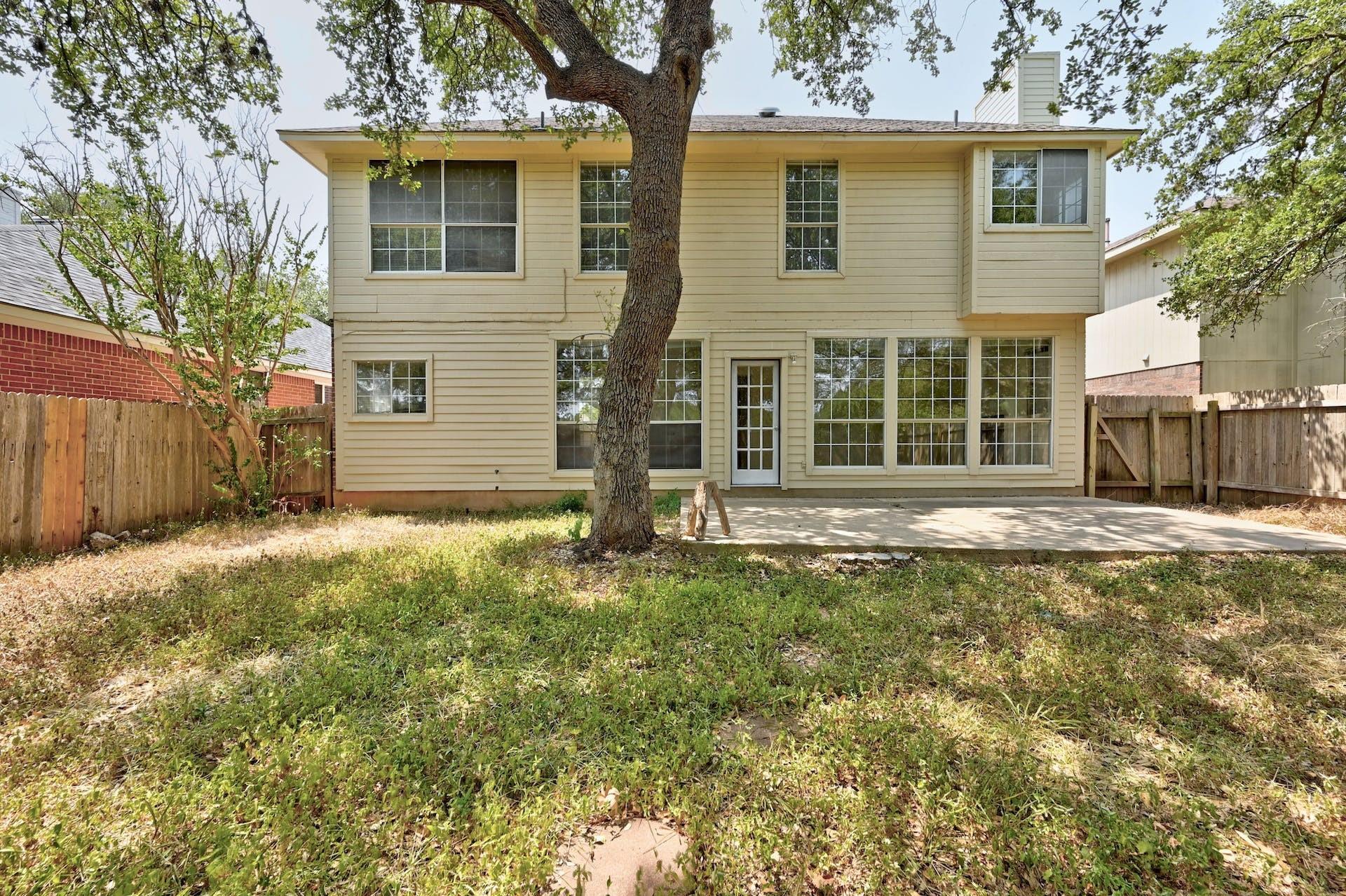 8111 Cheno Cortina Trl, Austin, TX 78749