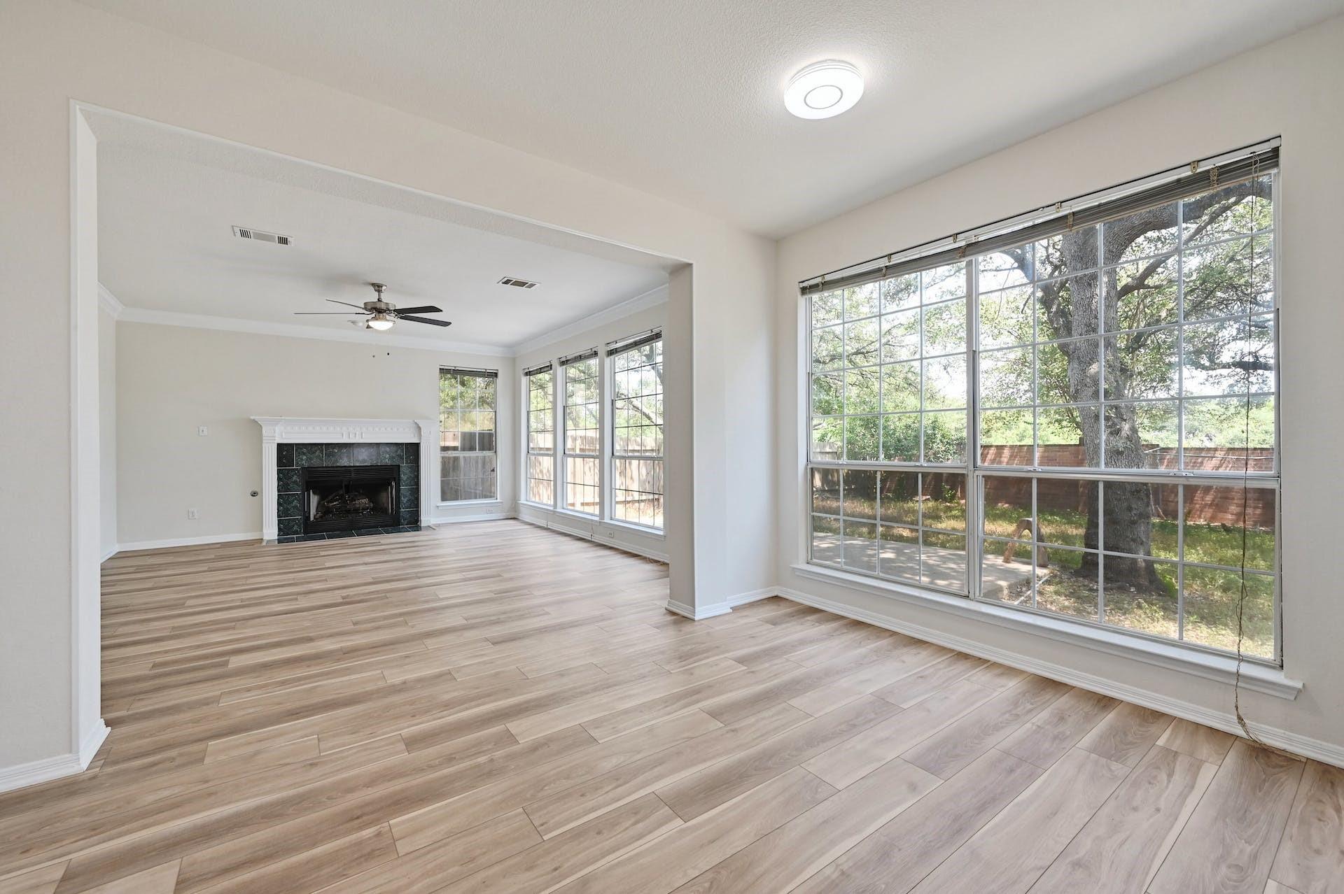 8111 Cheno Cortina Trl, Austin, TX 78749