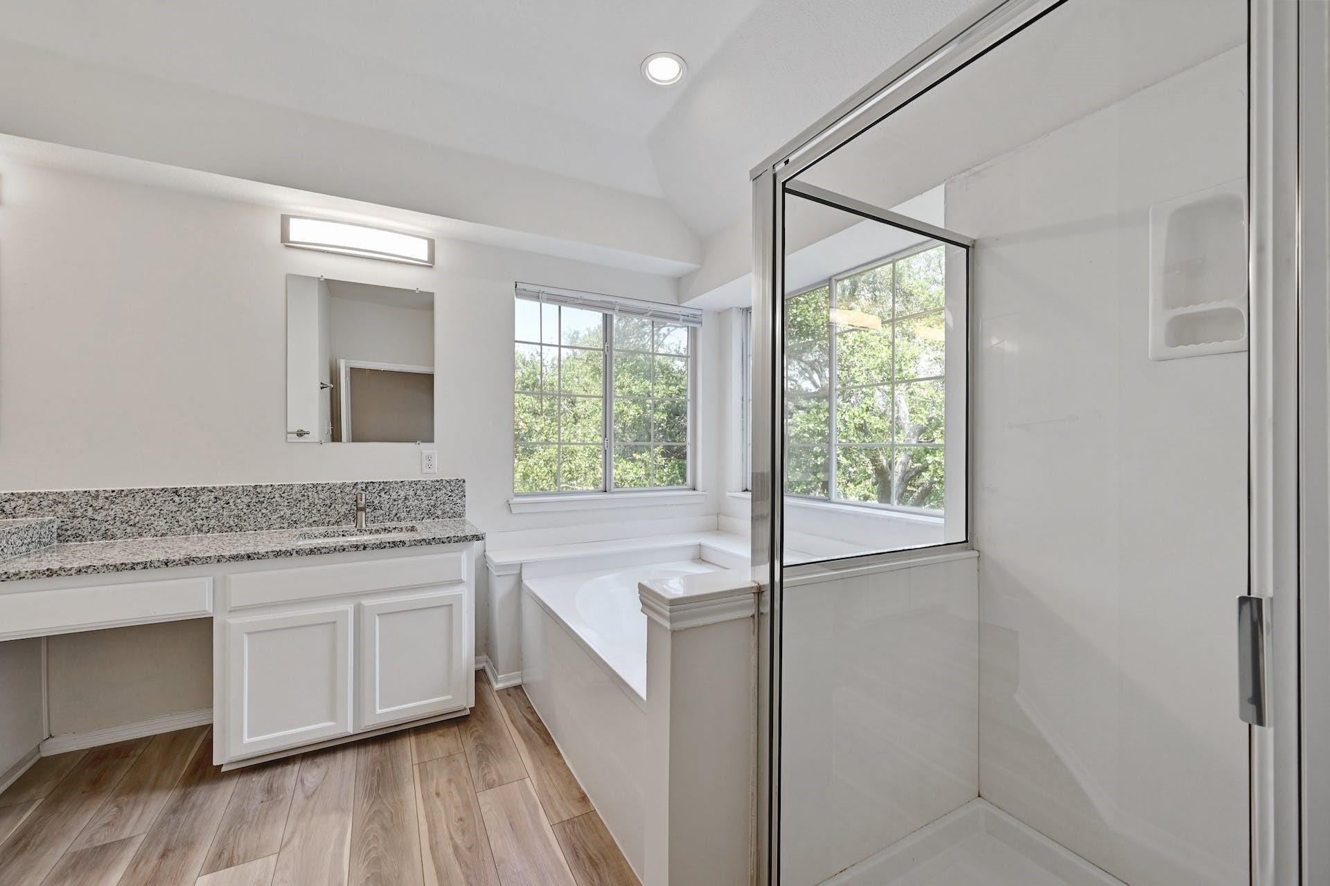 8111 Cheno Cortina Trl, Austin, TX 78749