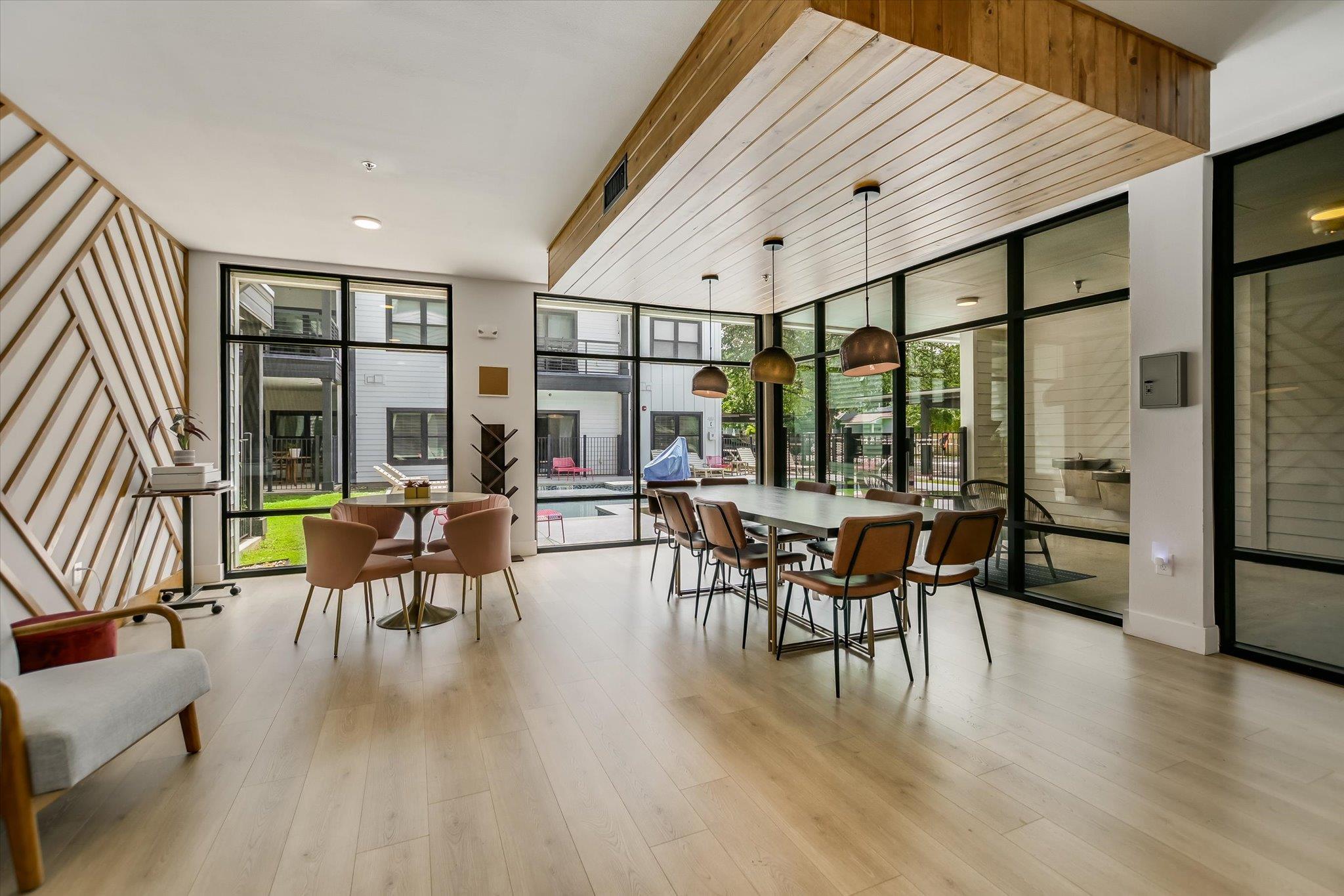 3101 Govalle Ave # 209, Austin, TX 78702