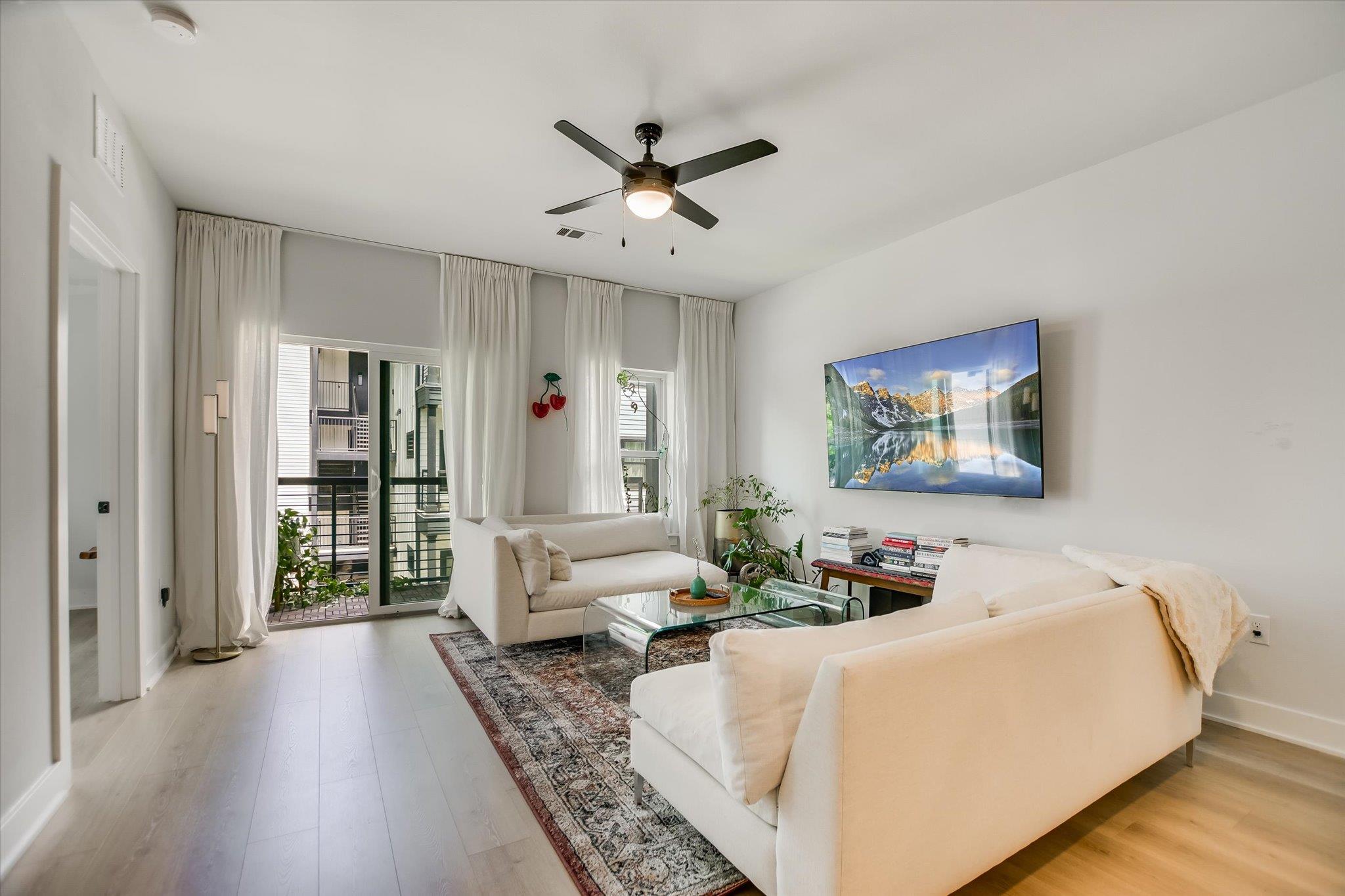 3101 Govalle Ave # 209, Austin, TX 78702