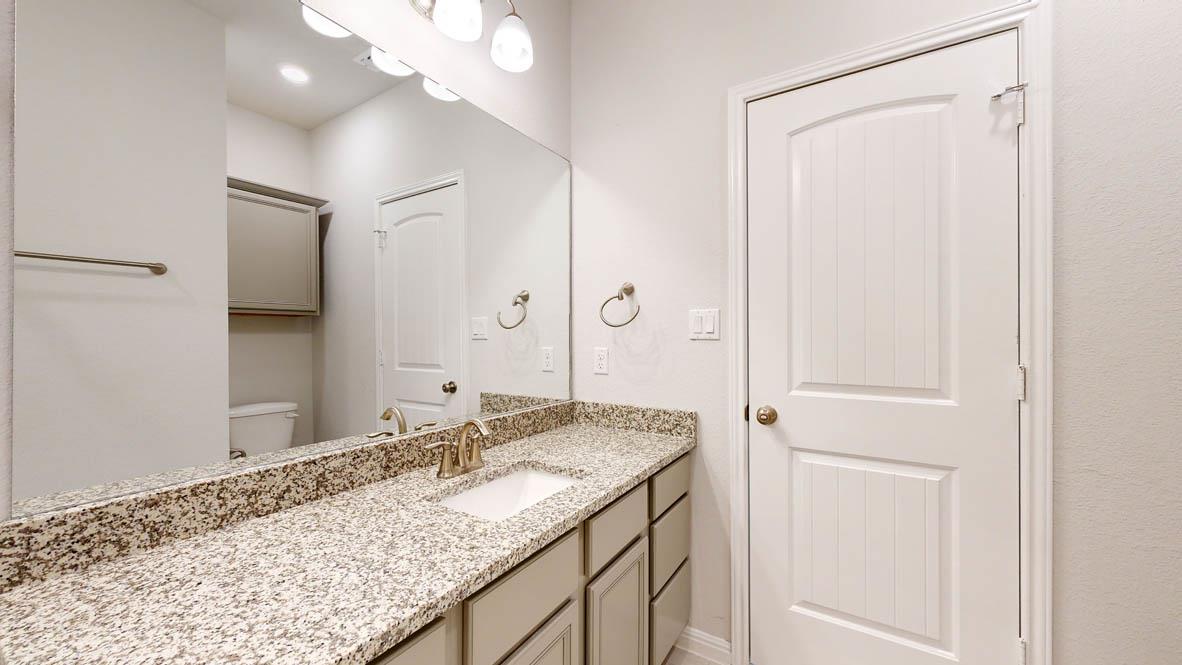808 Gauge Rd, Thorndale, TX 76577