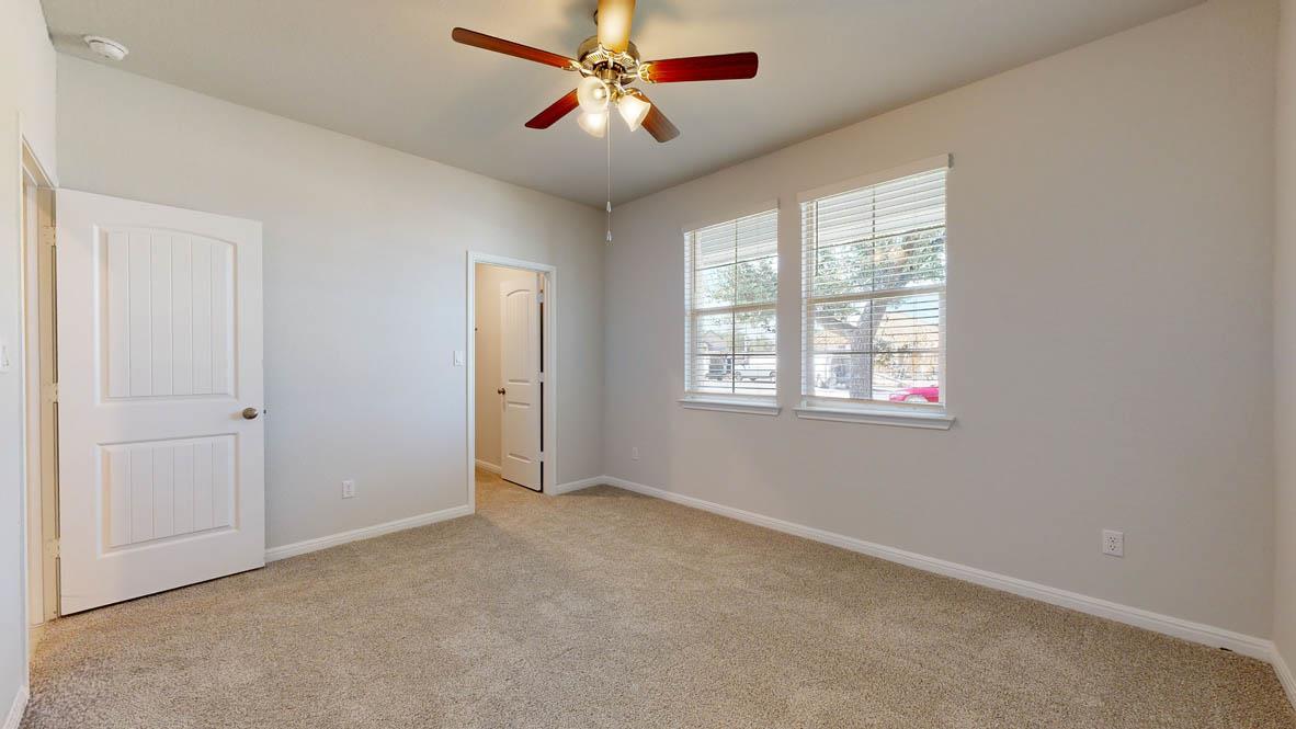 808 Gauge Rd, Thorndale, TX 76577
