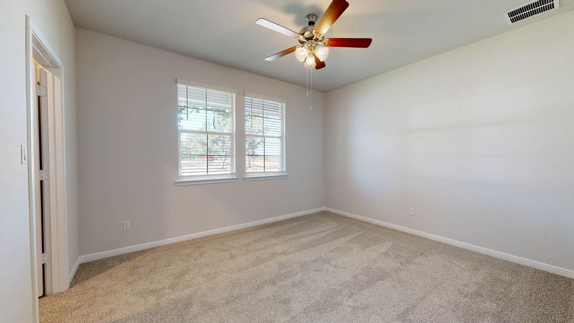 808 Gauge Rd, Thorndale, TX 76577