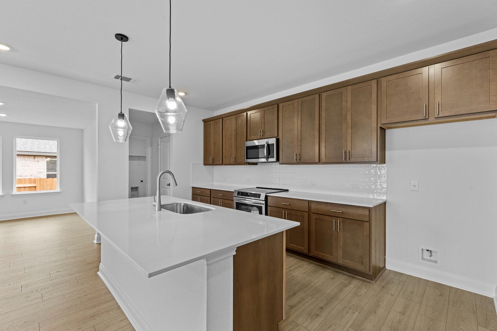 252 Rivers Edge Dr, Georgetown, TX 78628
