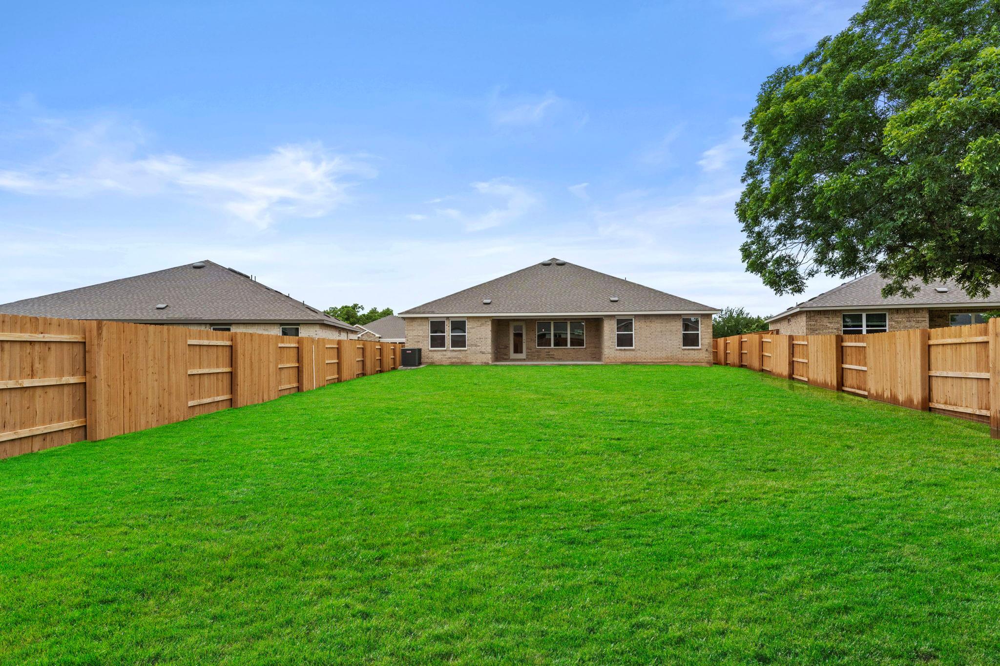 252 Rivers Edge Dr, Georgetown, TX 78628