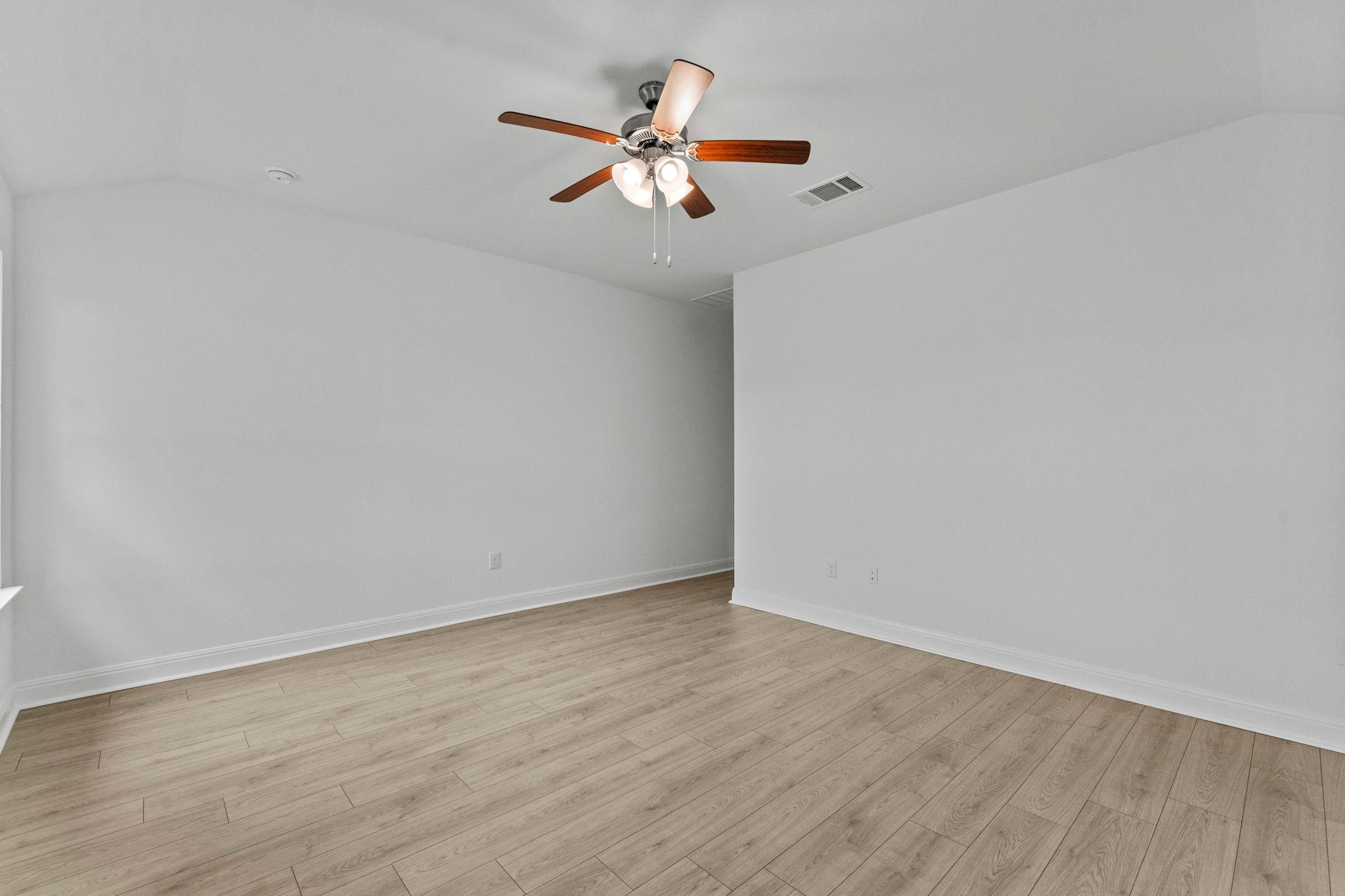 252 Rivers Edge Dr, Georgetown, TX 78628