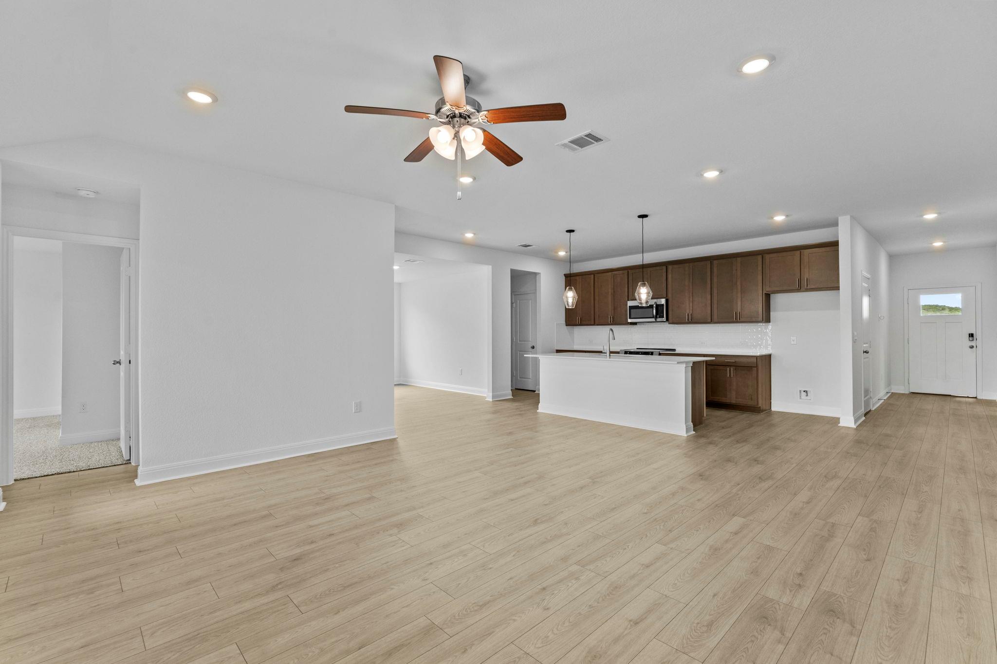 252 Rivers Edge Dr, Georgetown, TX 78628