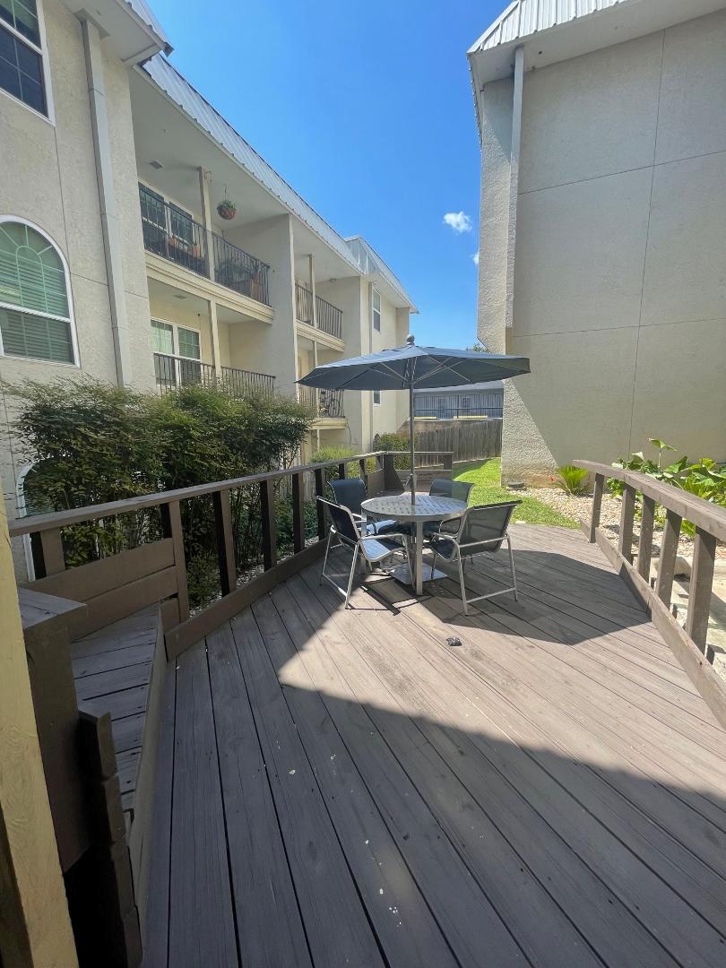910 Duncan Ln # 44, Austin, TX 78705