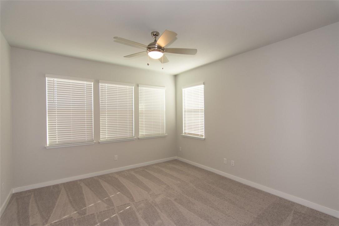 605 W South St # 432, Leander, TX 78641