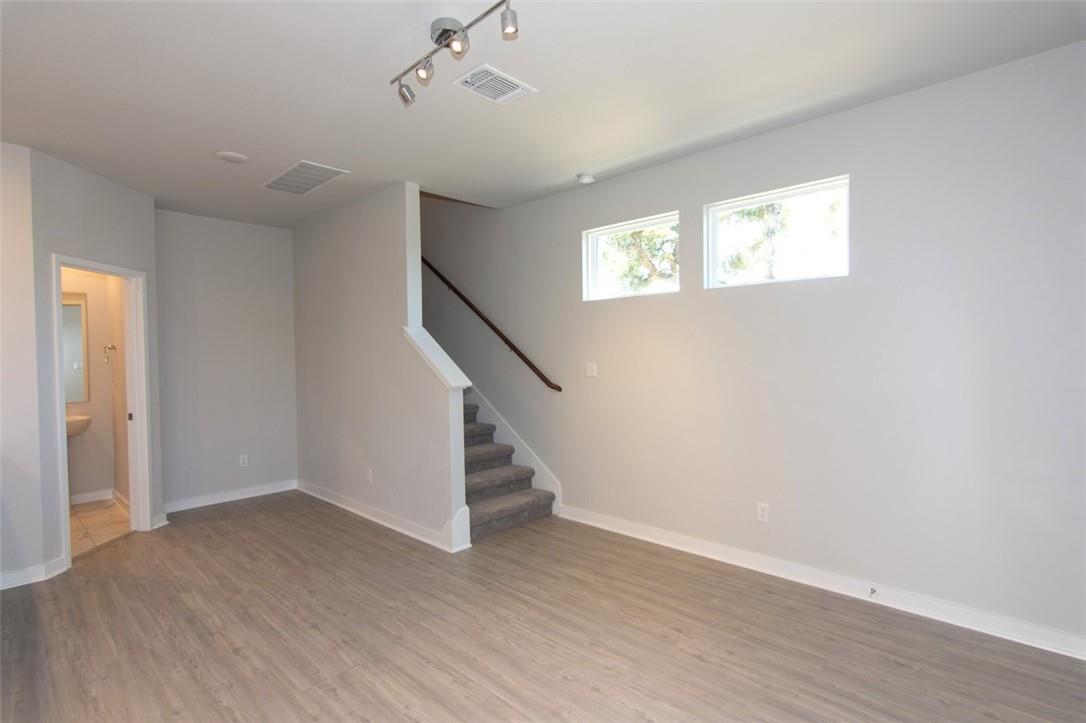 605 W South St # 432, Leander, TX 78641
