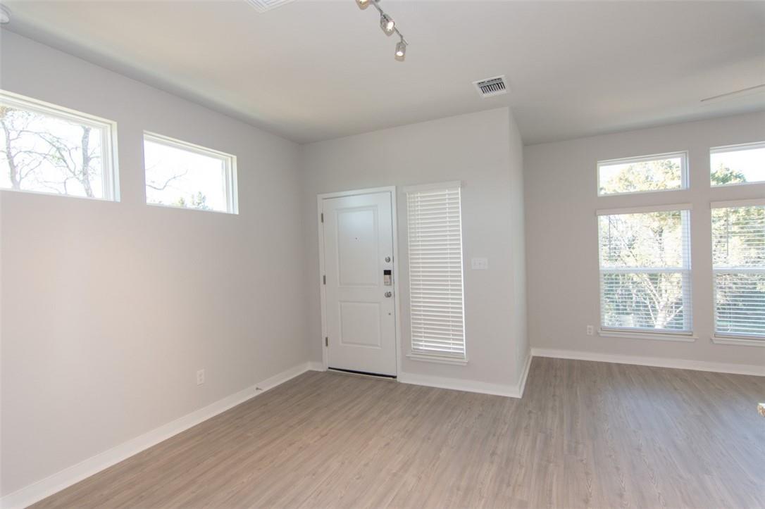 605 W South St # 432, Leander, TX 78641