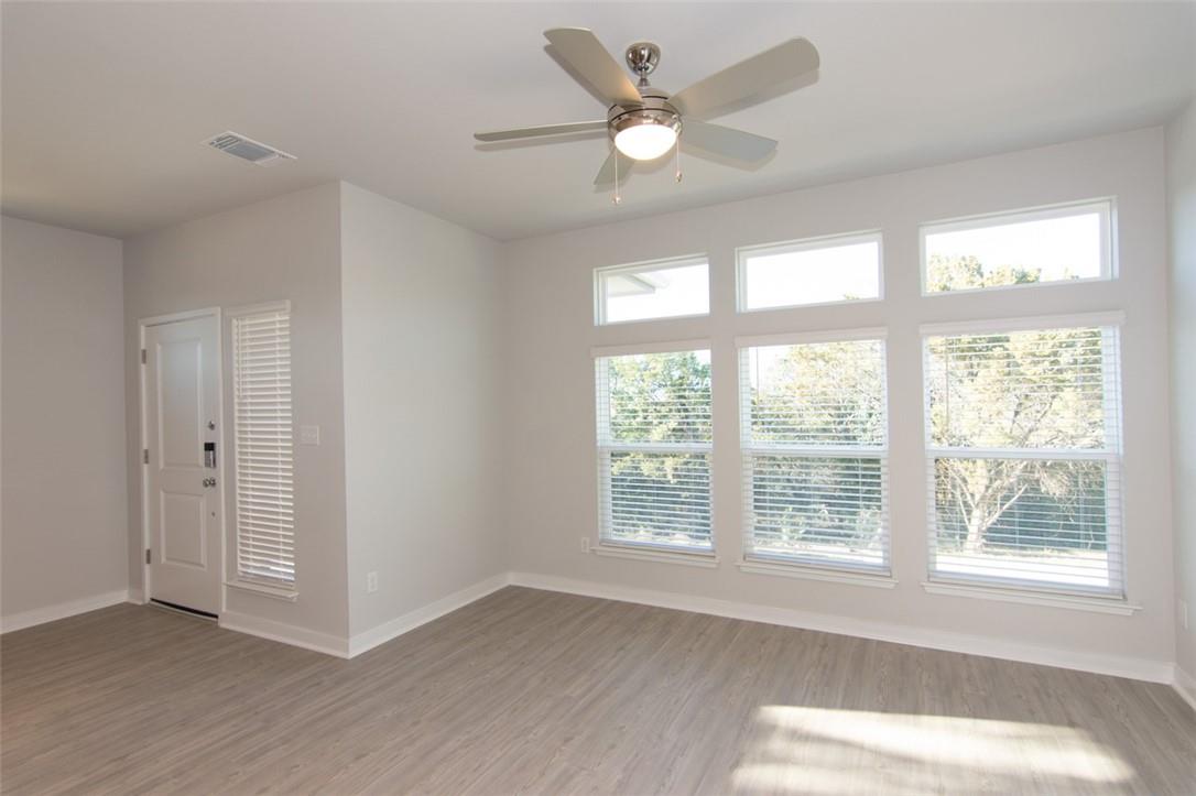 605 W South St # 432, Leander, TX 78641