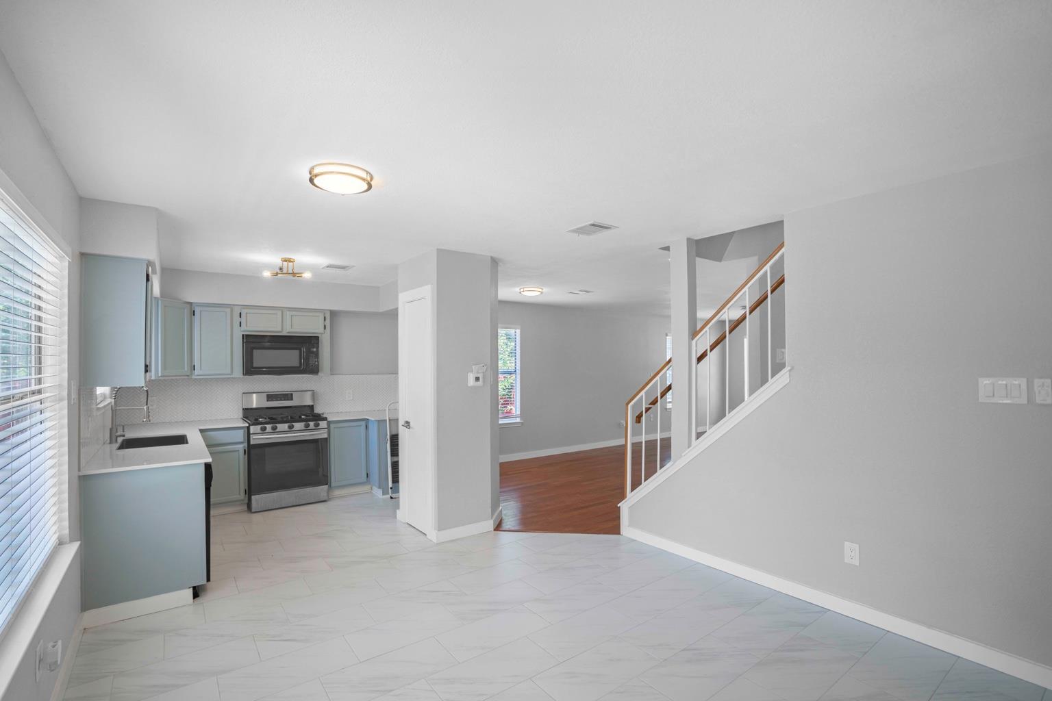 800 Smoke Signal Pass, Pflugerville, TX 78660