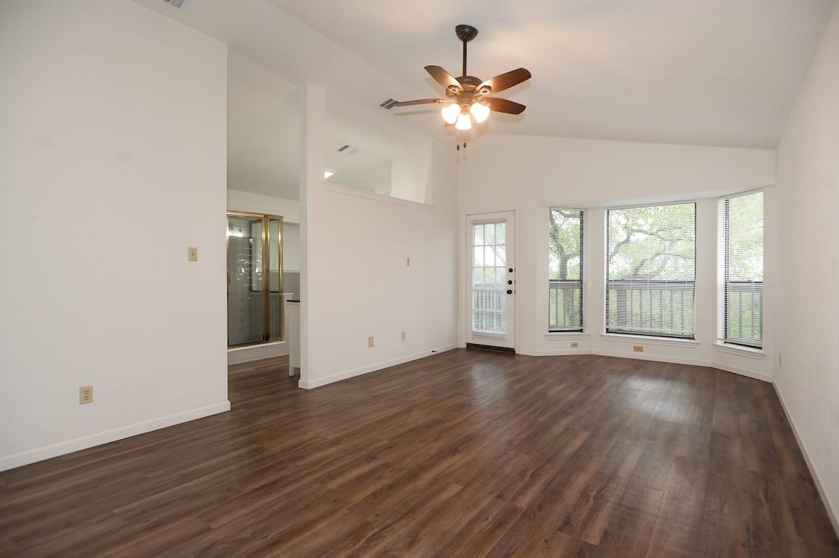 11513 Juniper Ridge Dr, Austin, TX 78759