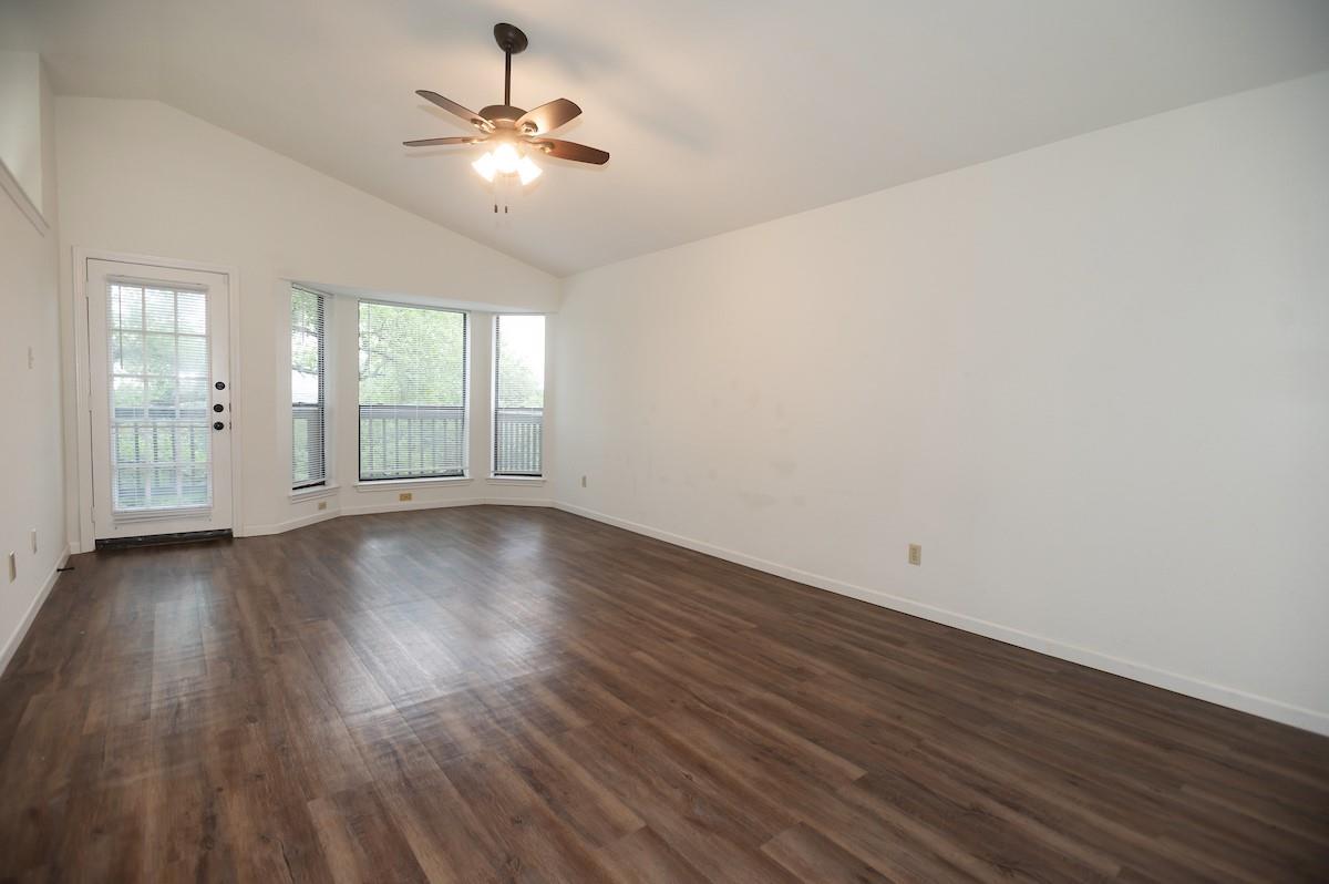 11513 Juniper Ridge Dr, Austin, TX 78759