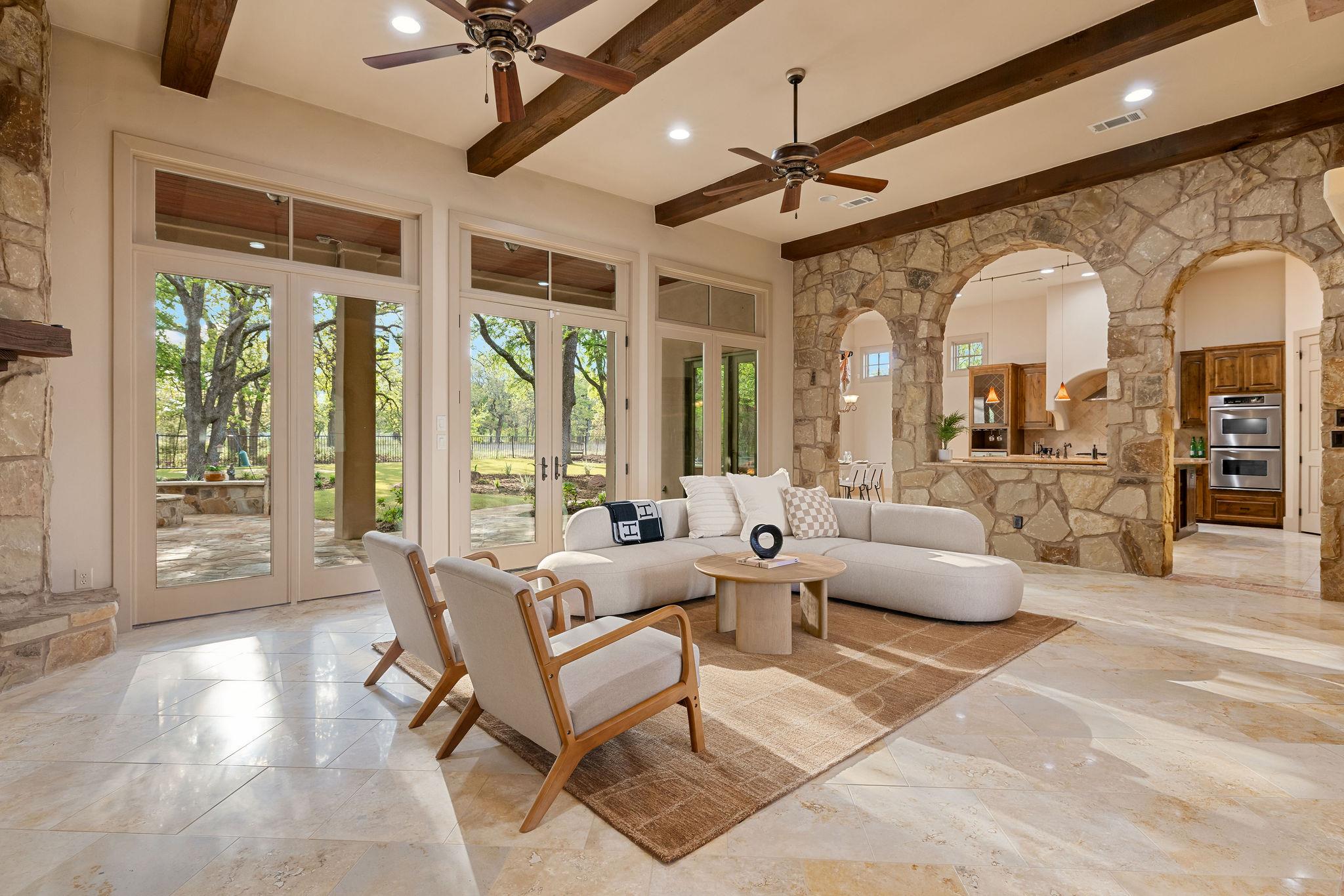 105 Hopewell Cir, Georgetown, TX 78628