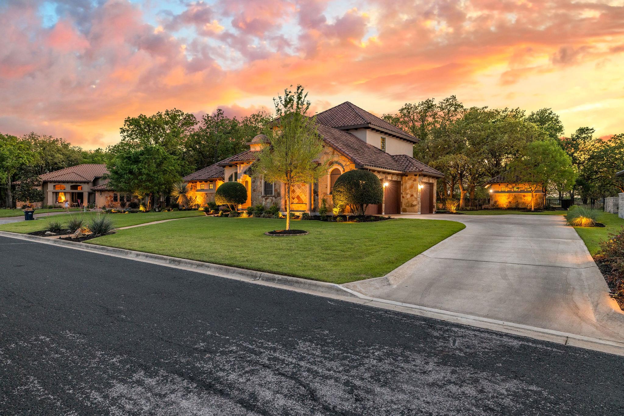 105 Hopewell Cir, Georgetown, TX 78628
