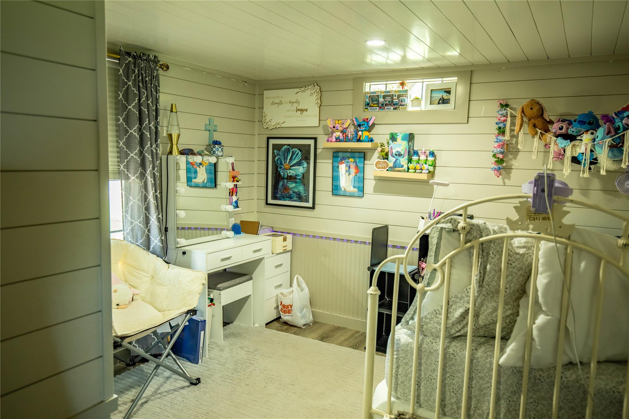 9393 Us Highway 87 E, Smiley, TX 77994