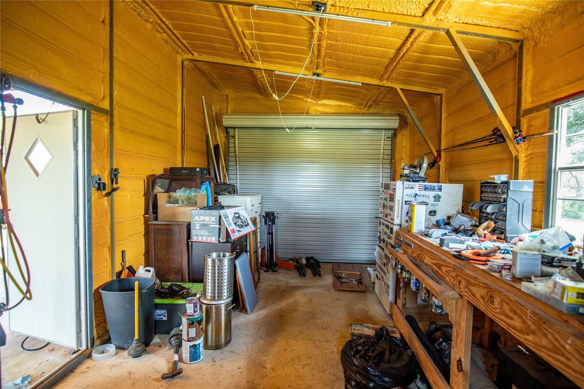 9393 Us Highway 87 E, Smiley, TX 77994