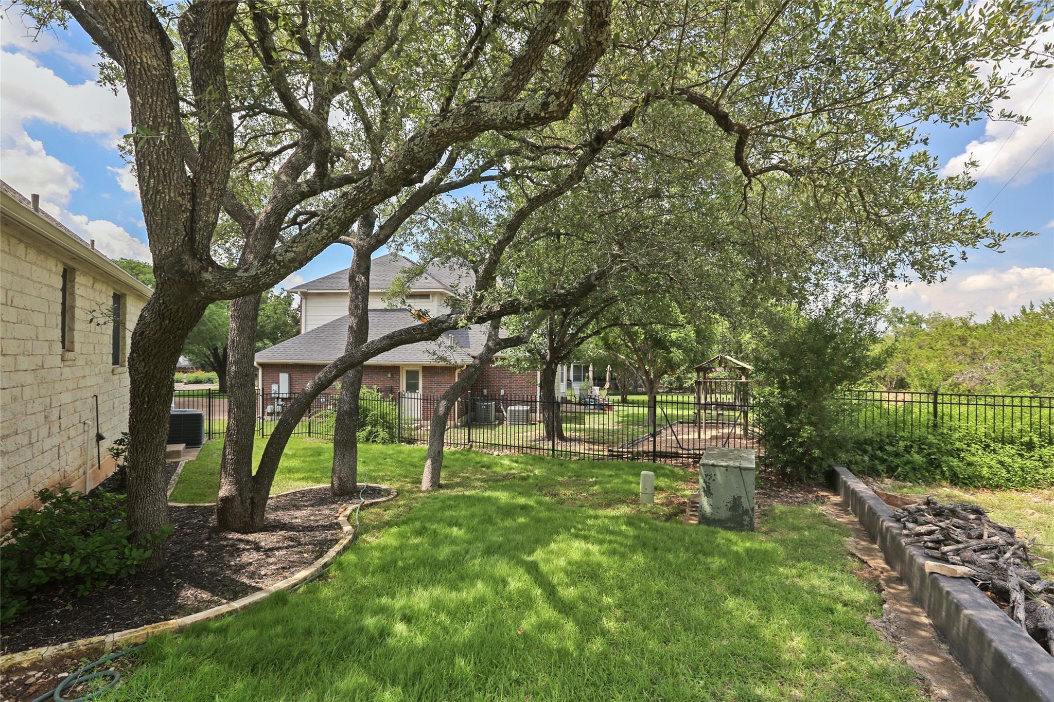 8004 Tahoe Parke Cir, Austin, TX 78726