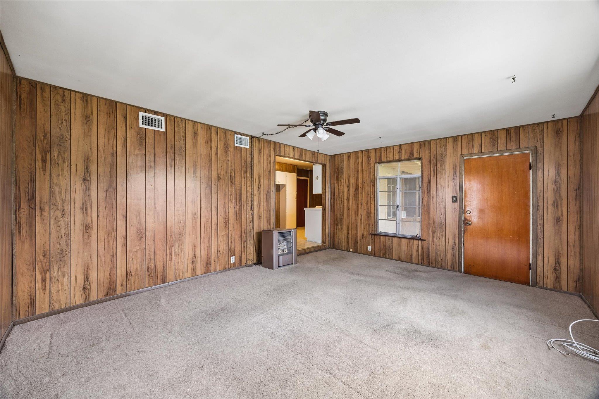 458 Basswood Dr, San Antonio, TX 78213