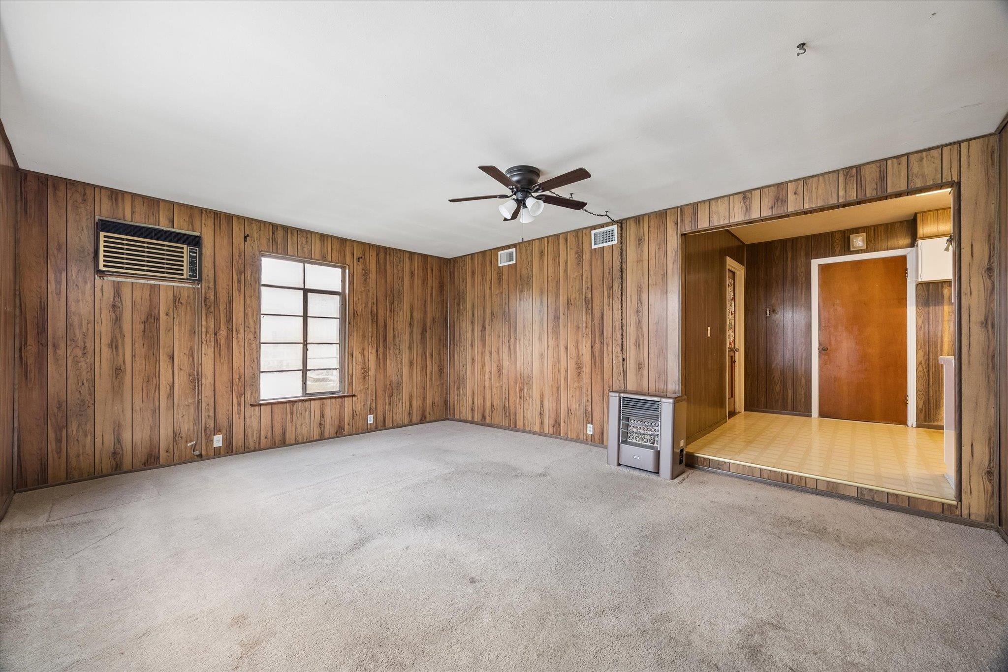 458 Basswood Dr, San Antonio, TX 78213