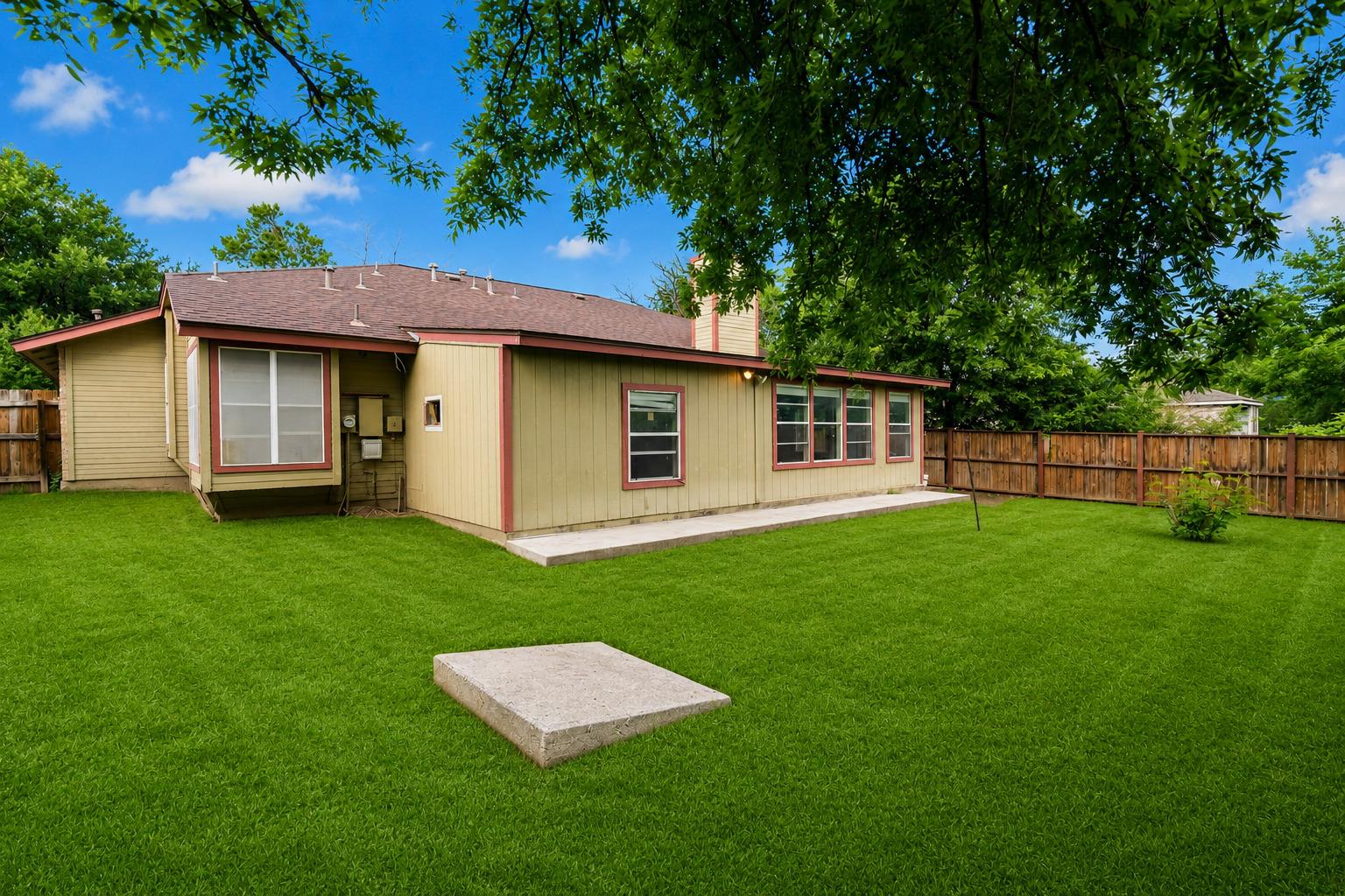 5611 Meadow Crst, Austin, TX 78744