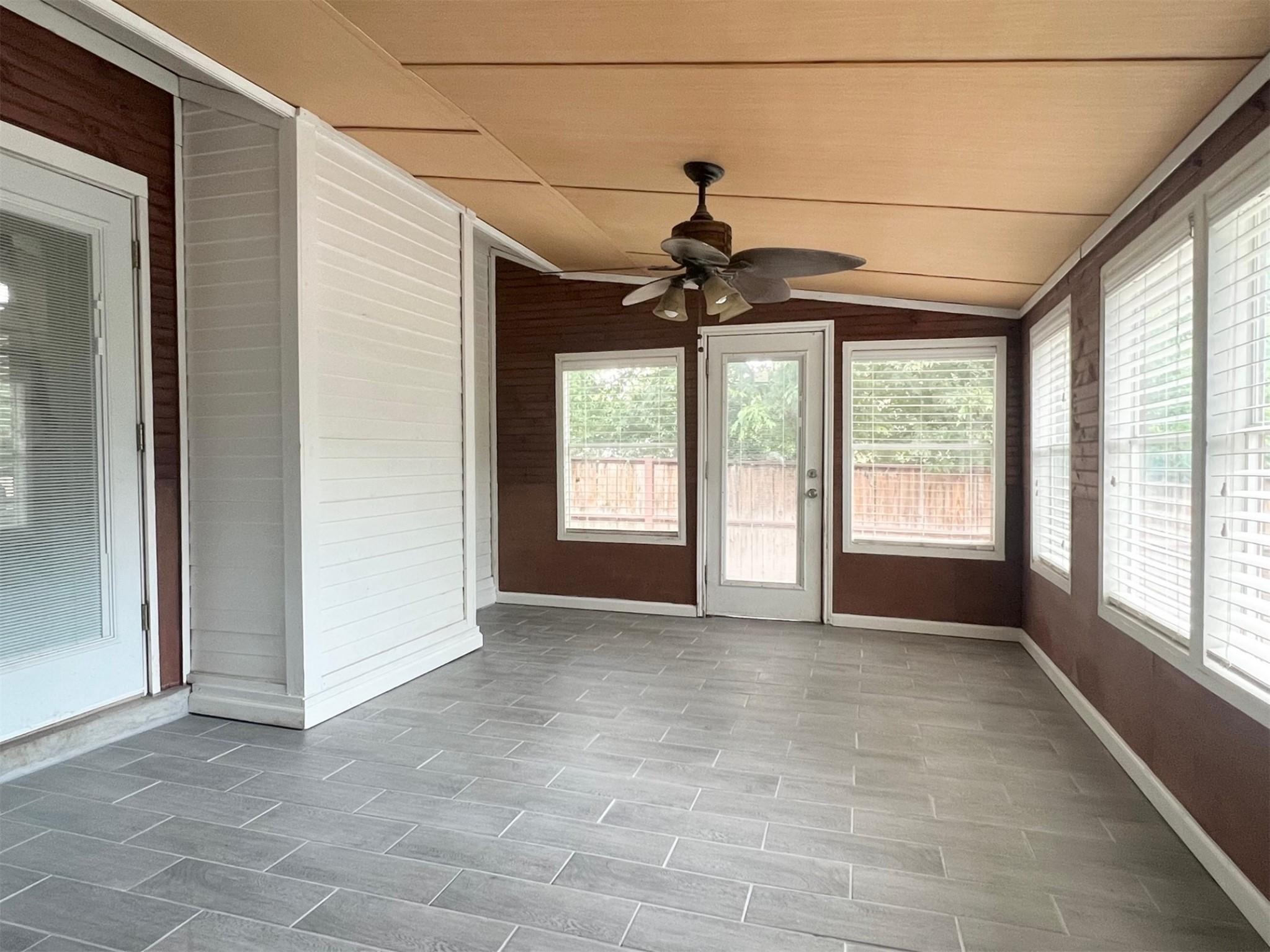 5611 Meadow Crst, Austin, TX 78744