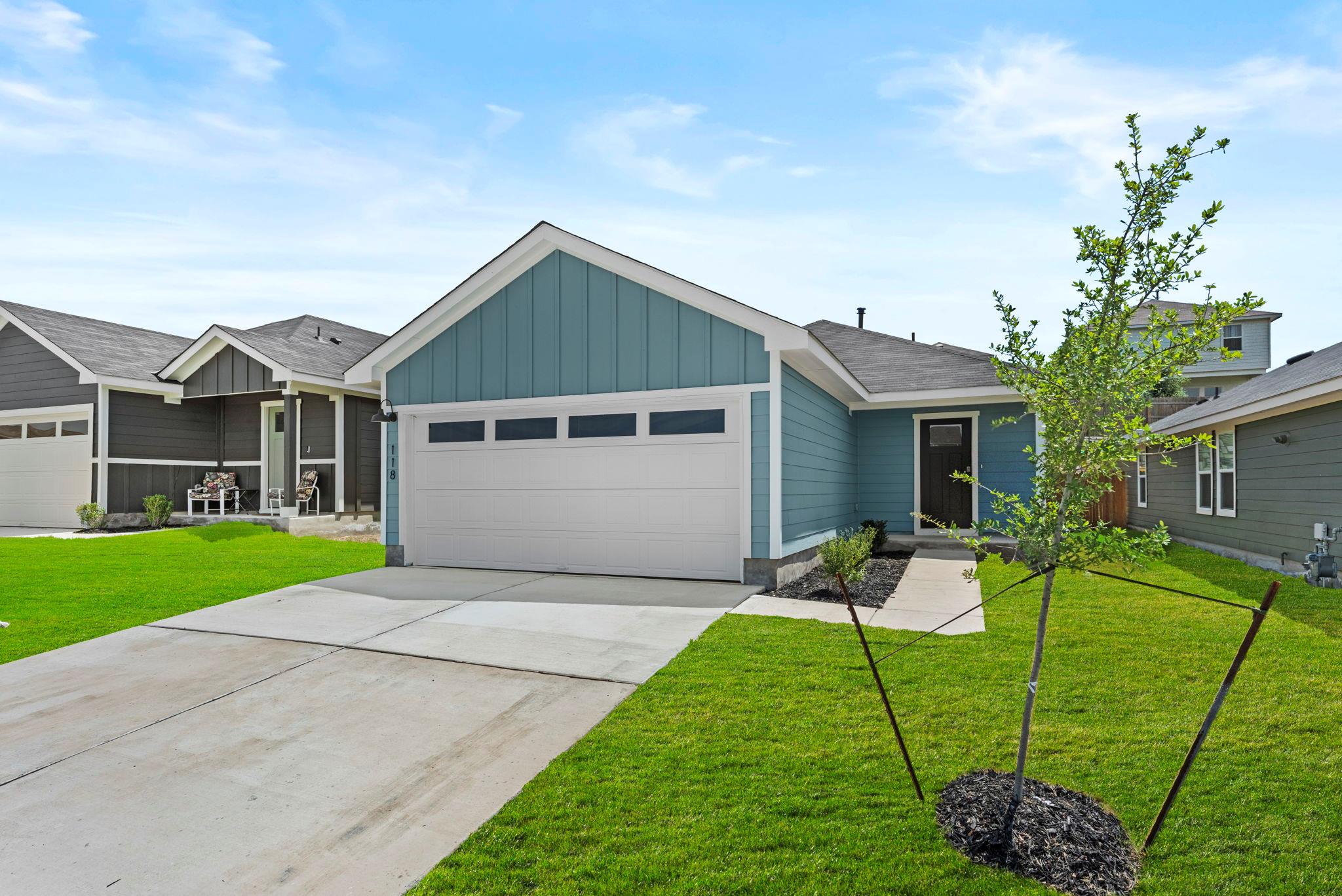 118 Schuenemann Way, Uhland, TX 78640