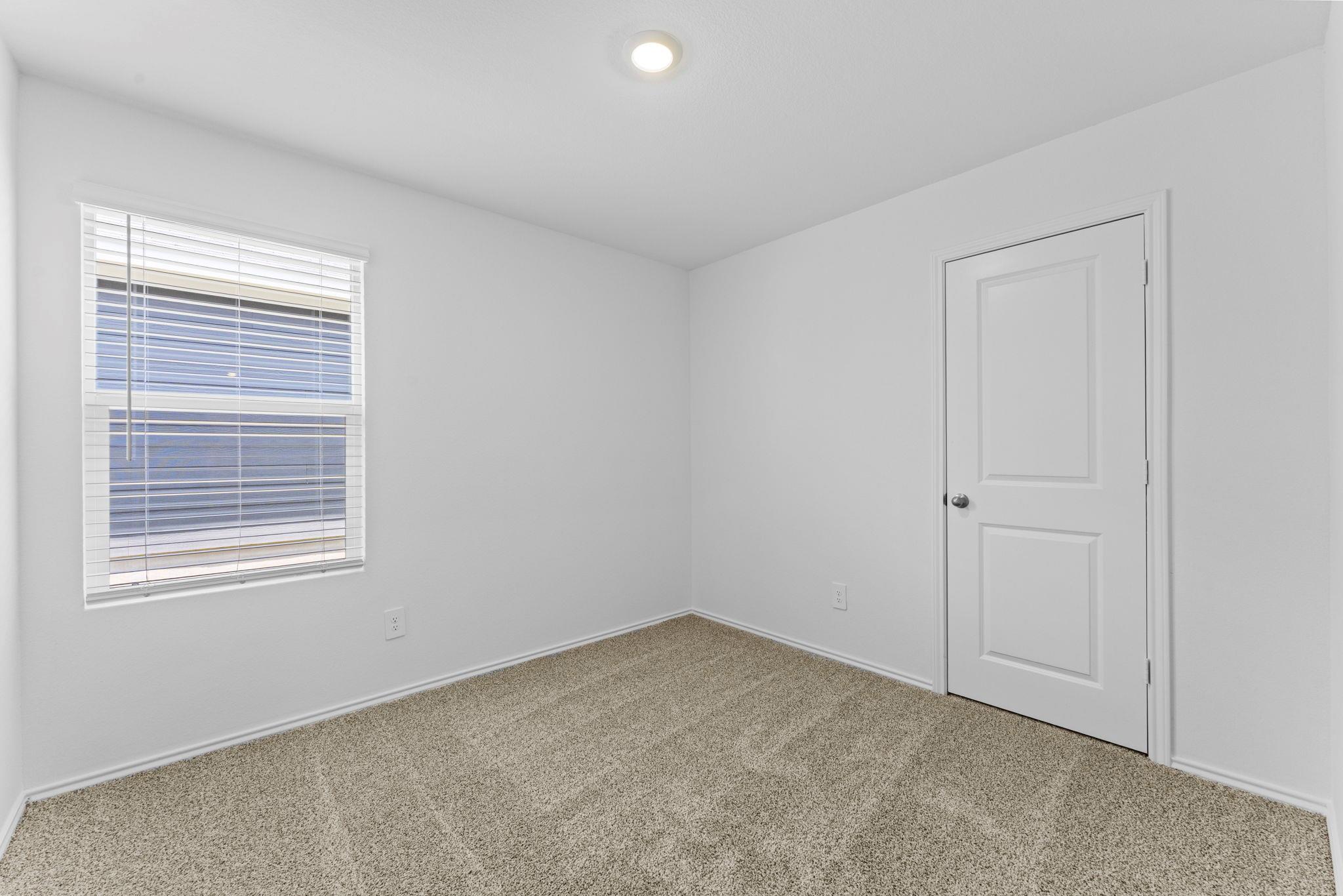 118 Schuenemann Way, Uhland, TX 78640