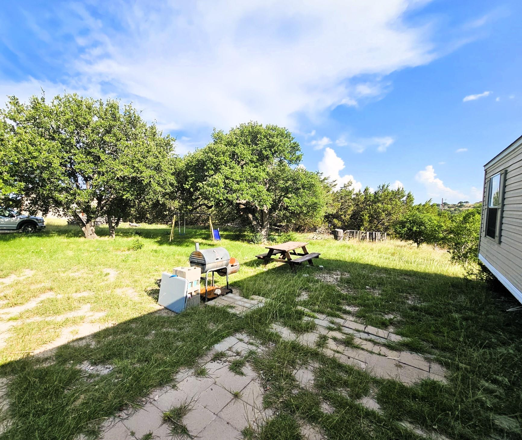 100 Reavis Dr, Kempner, TX 76539