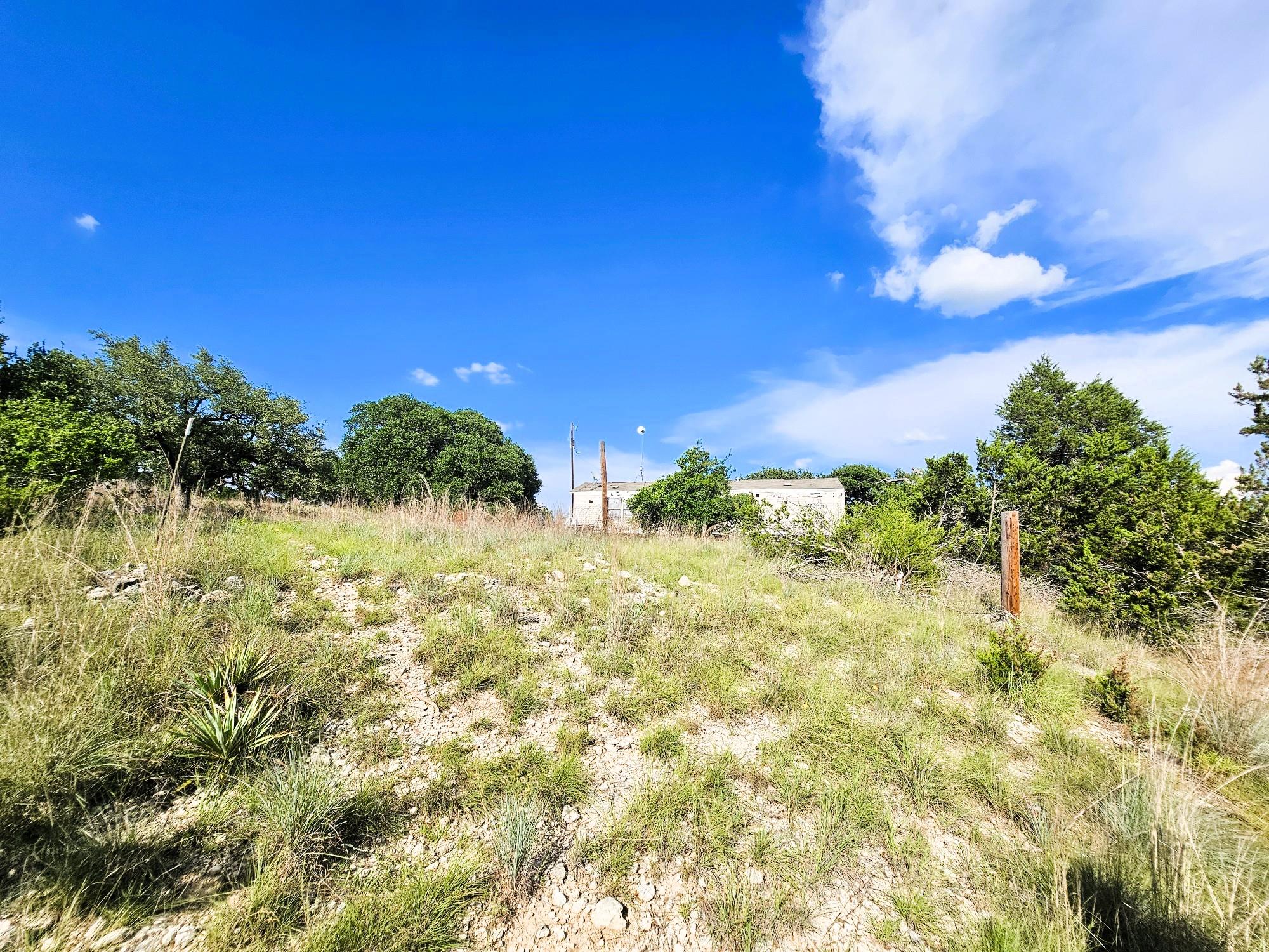 100 Reavis Dr, Kempner, TX 76539