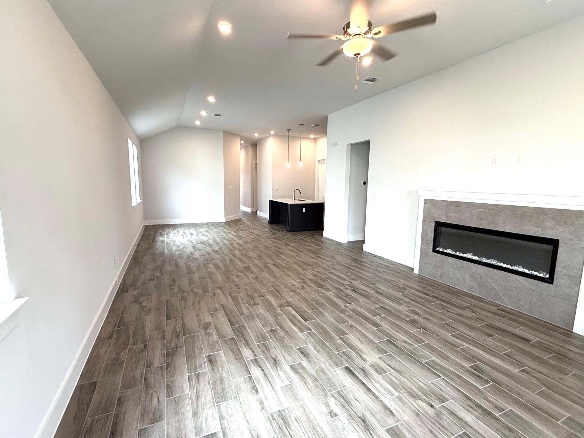 8521 Pine Muhly Dr, Lago Vista, TX 78645