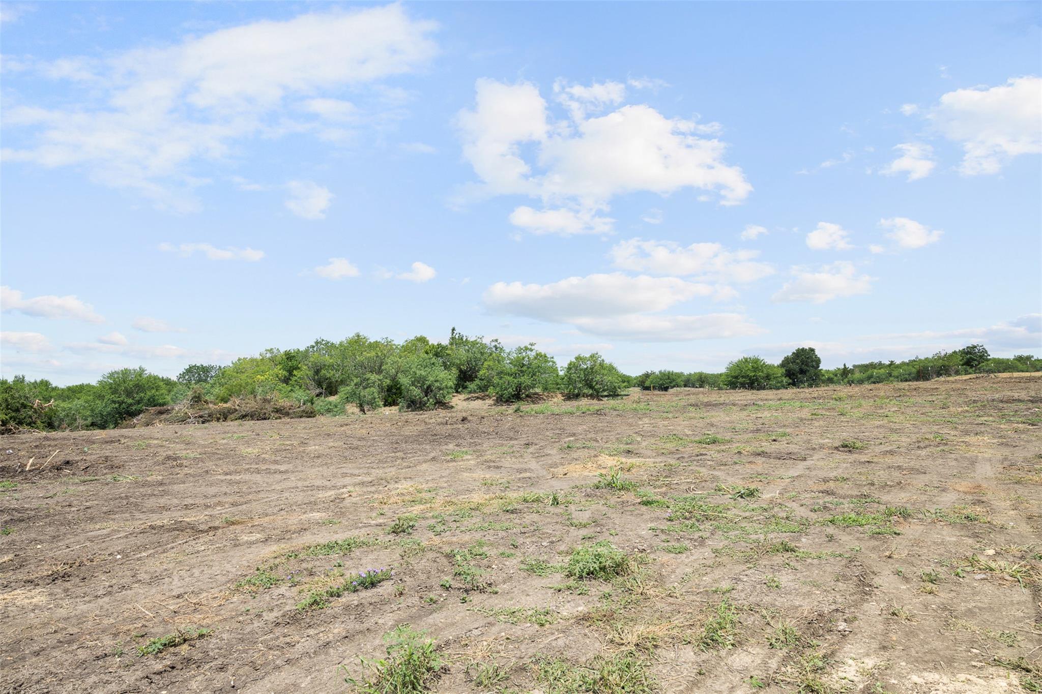 3315 Dry Creek Rd, Lockhart, TX 78644