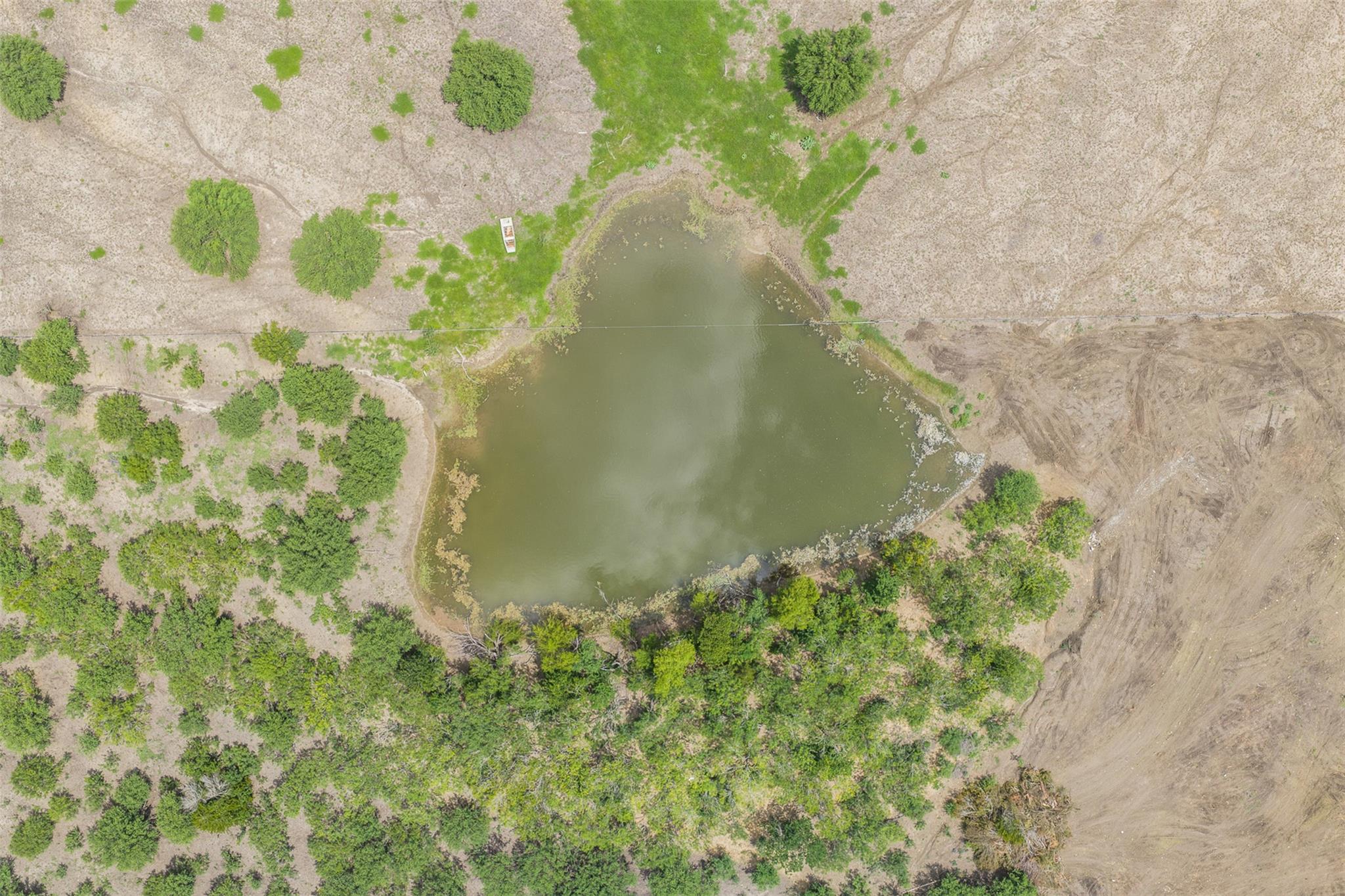 3315 Dry Creek Rd, Lockhart, TX 78644