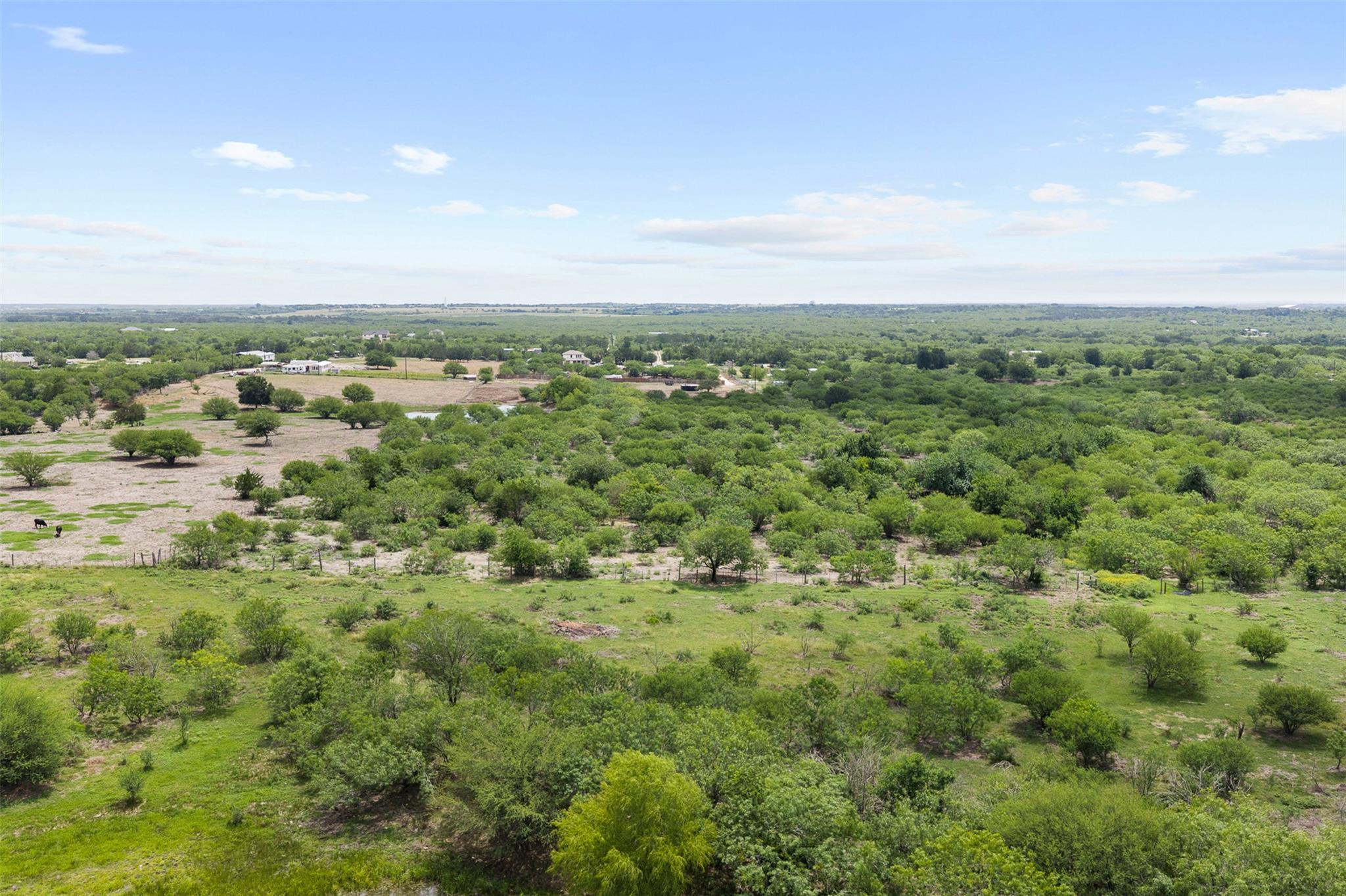 3315 Dry Creek Rd, Lockhart, TX 78644