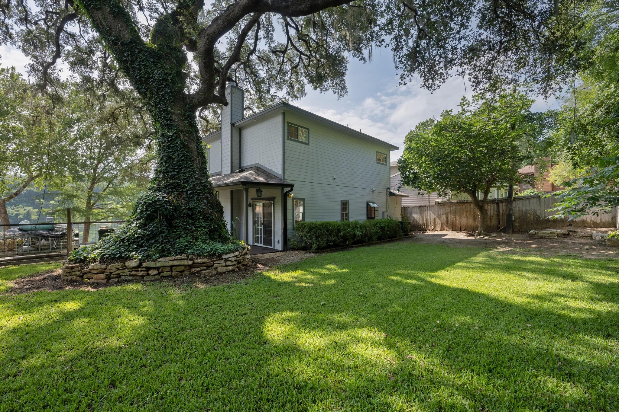 2303 Big Horn Dr, Austin, TX 78734