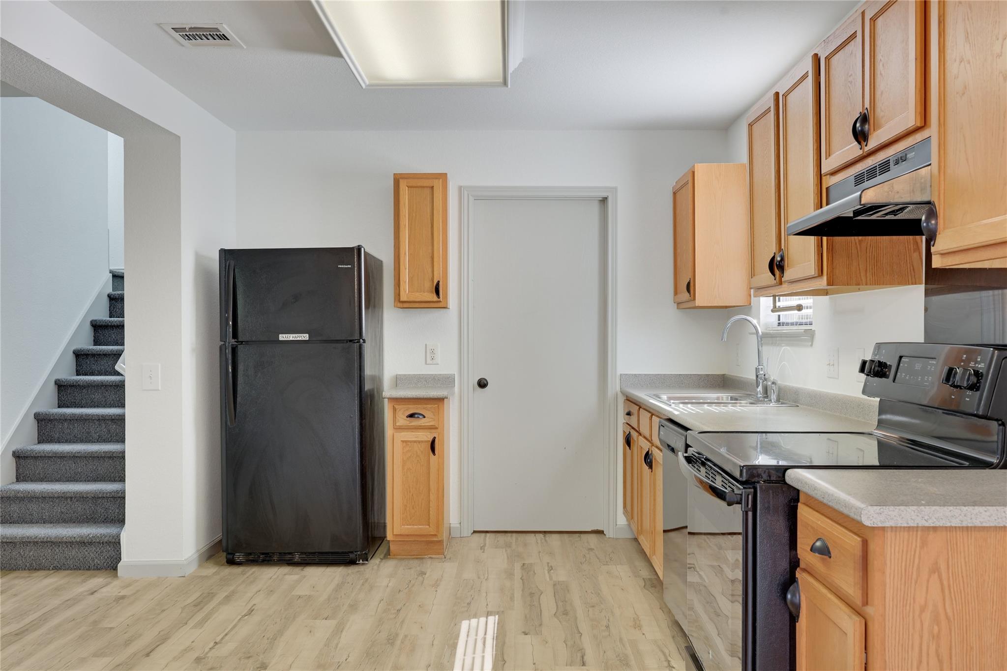 6609 Quinton Dr, Austin, TX 78747