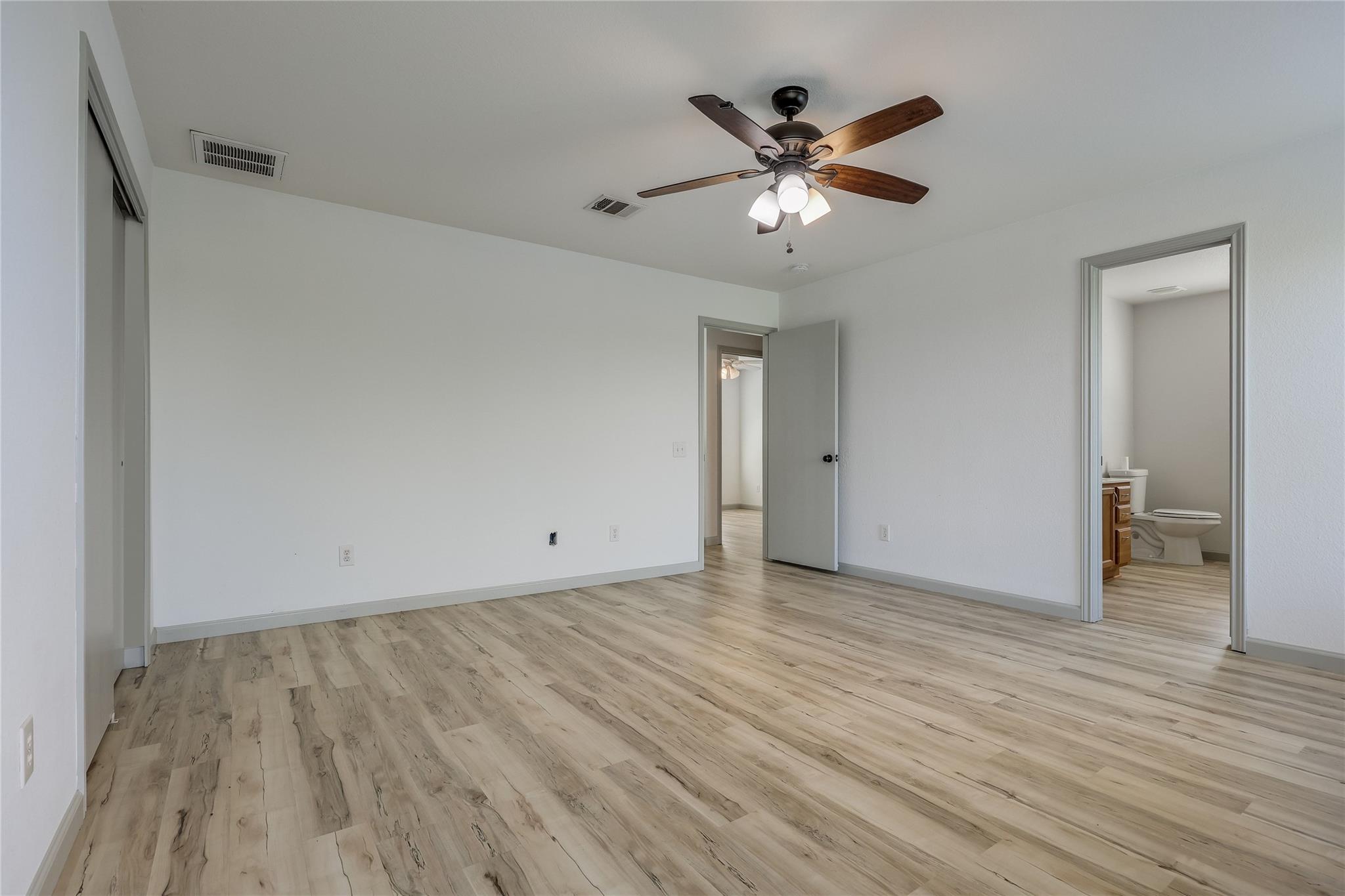 6609 Quinton Dr, Austin, TX 78747