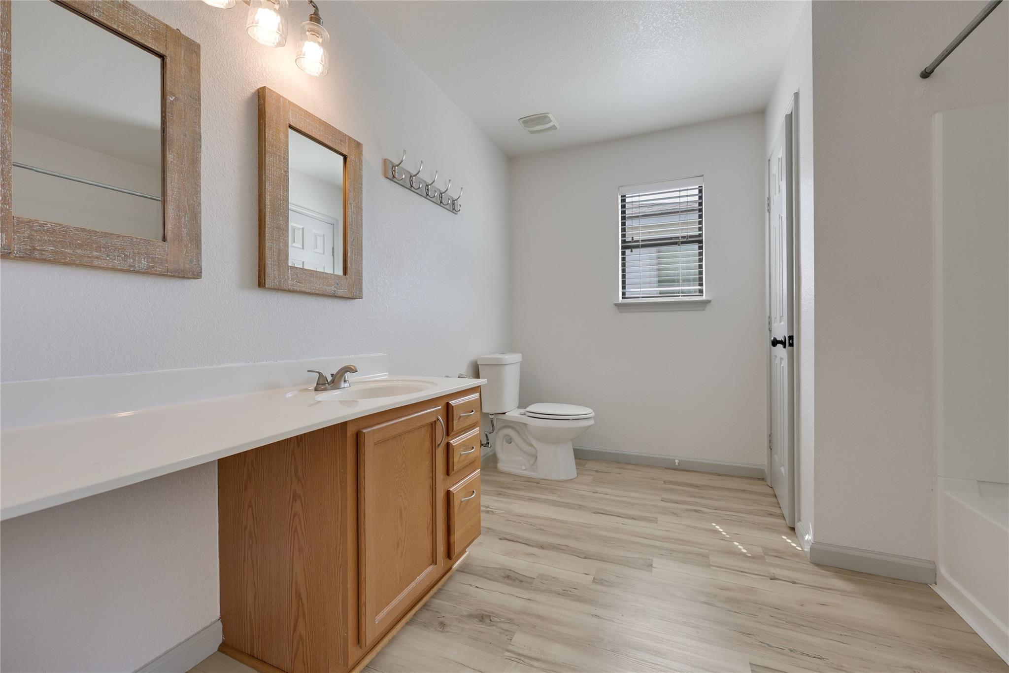 6609 Quinton Dr, Austin, TX 78747