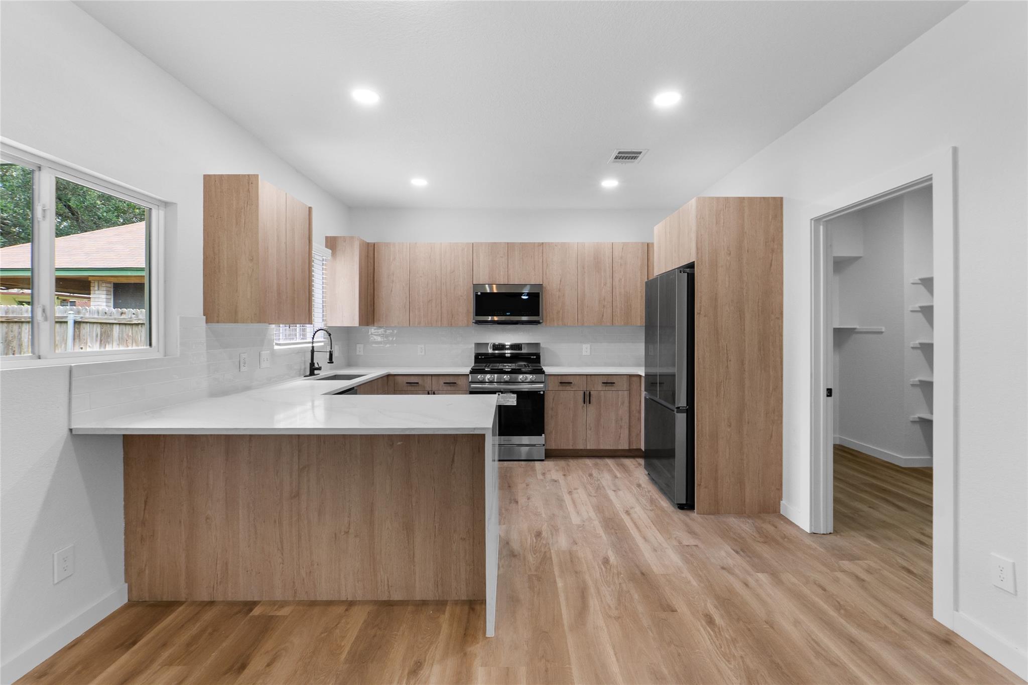 3709 Bratton Heights Dr, Austin, TX 78728