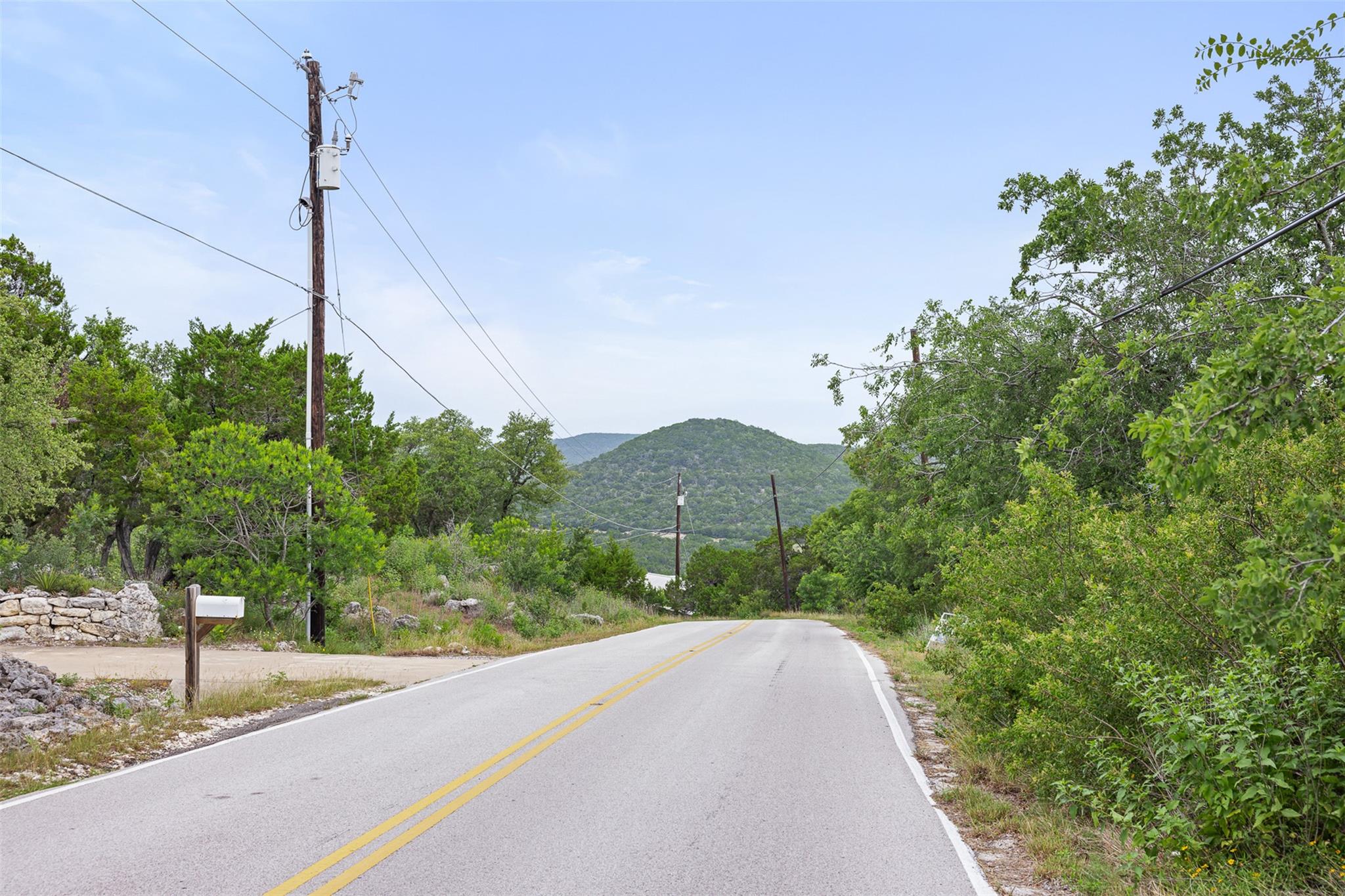 21400 Bison Trl, Lago Vista, TX 78645