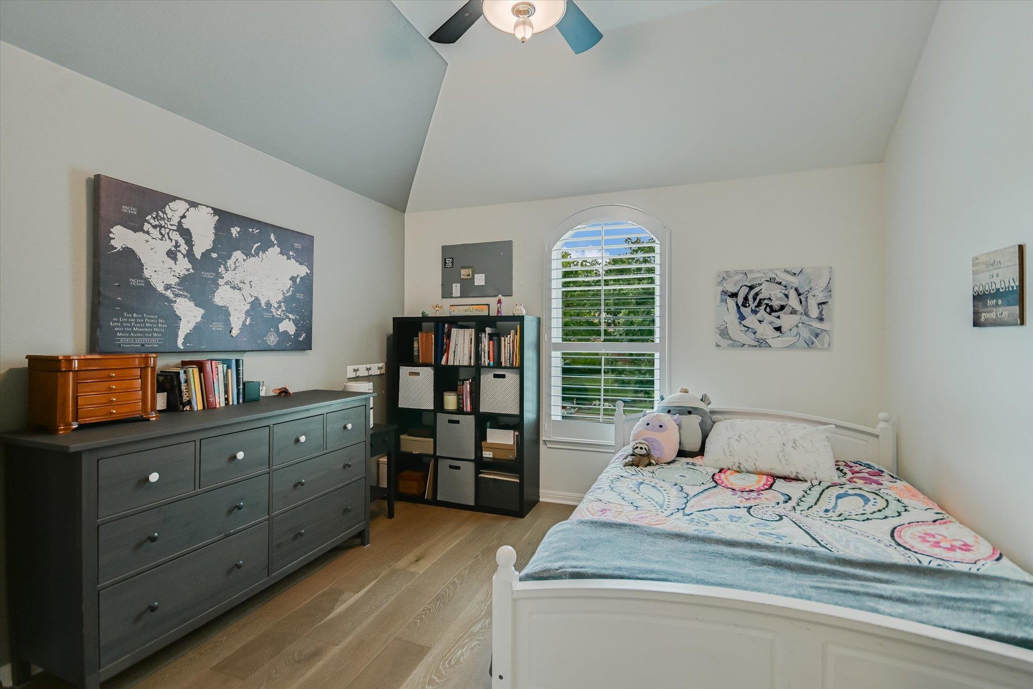 10613 Pointe View Dr, Austin, TX 78738