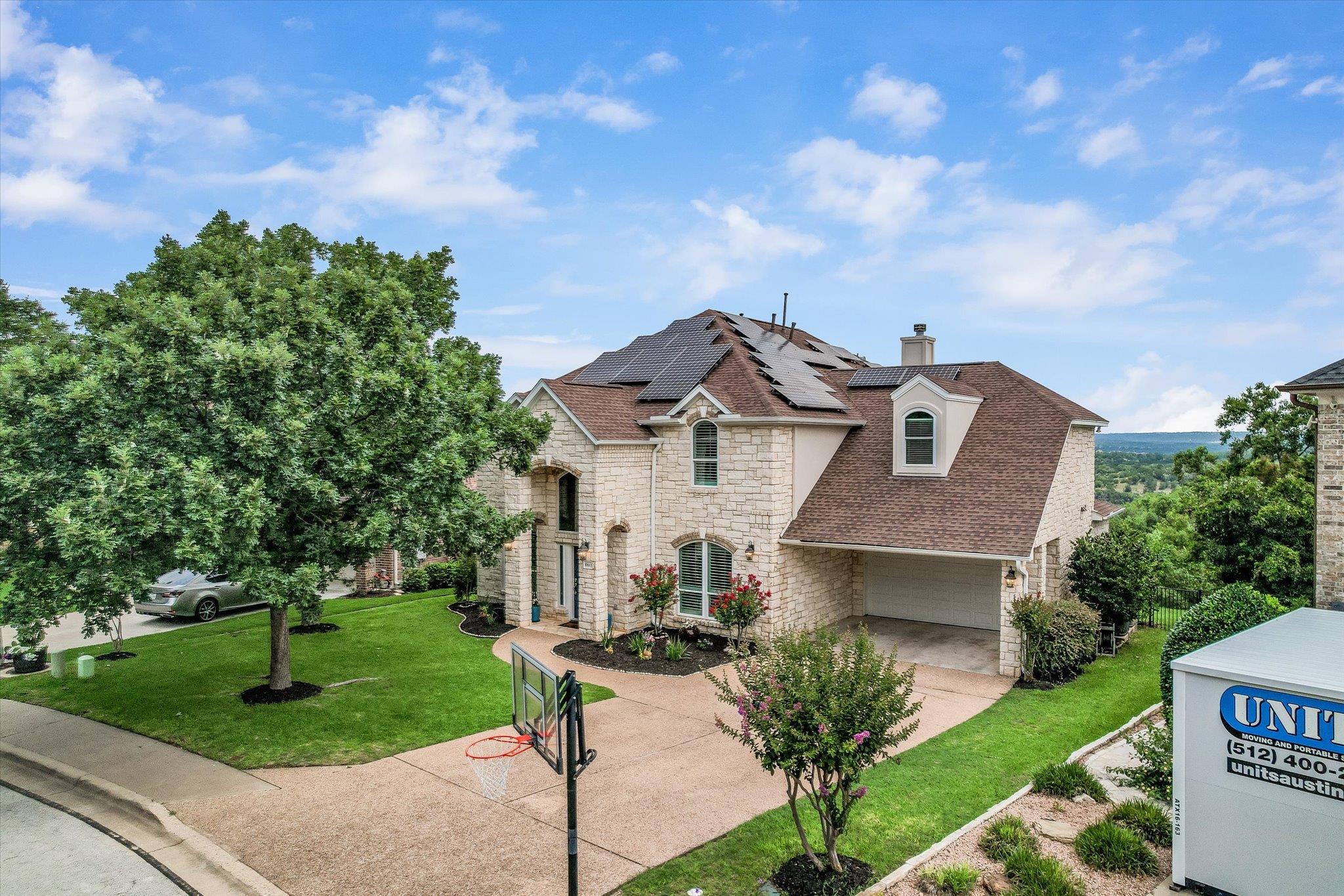 10613 Pointe View Dr, Austin, TX 78738