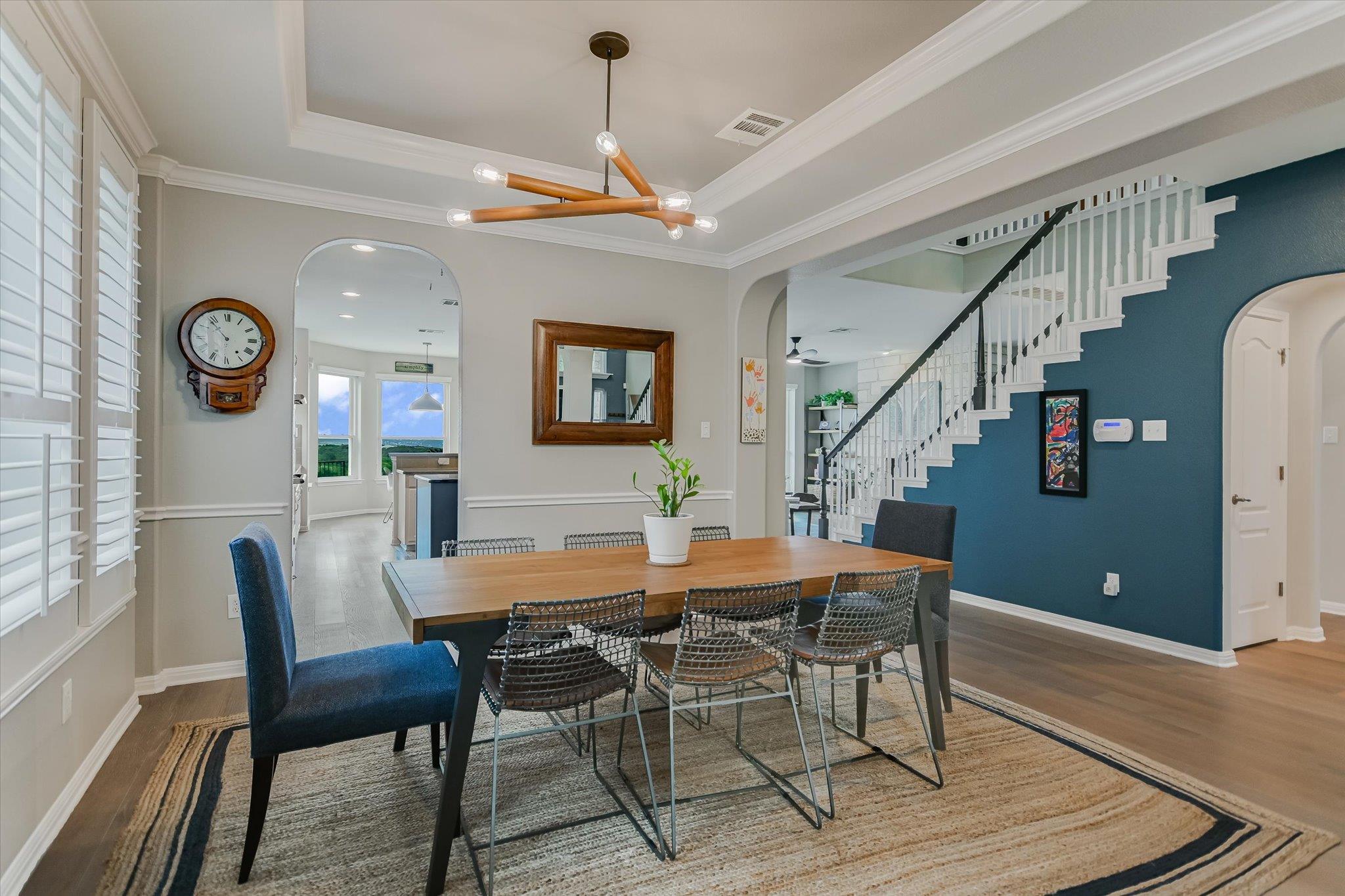10613 Pointe View Dr, Austin, TX 78738